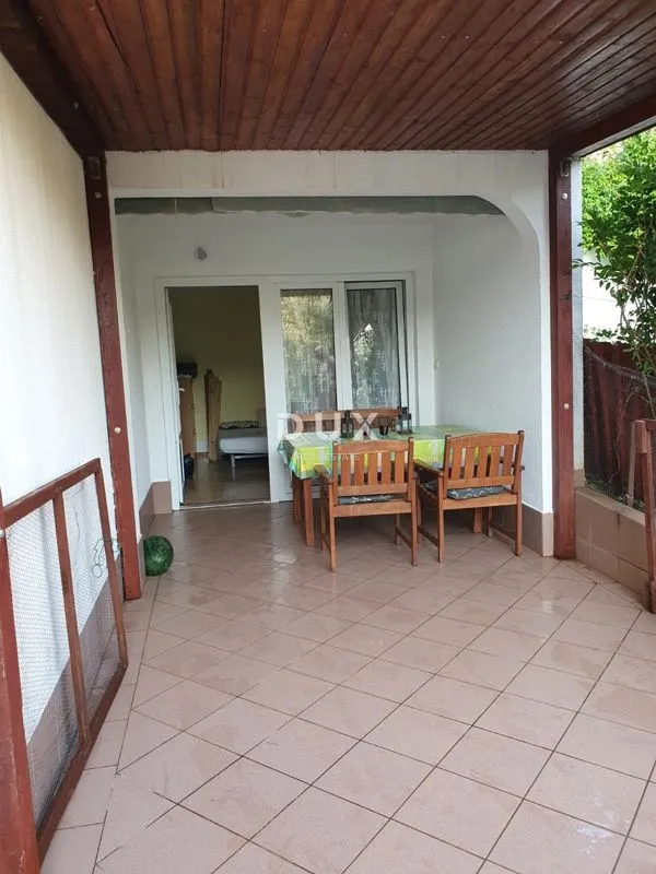 CRIKVENICA - 1S+DB s terasom i vrtom