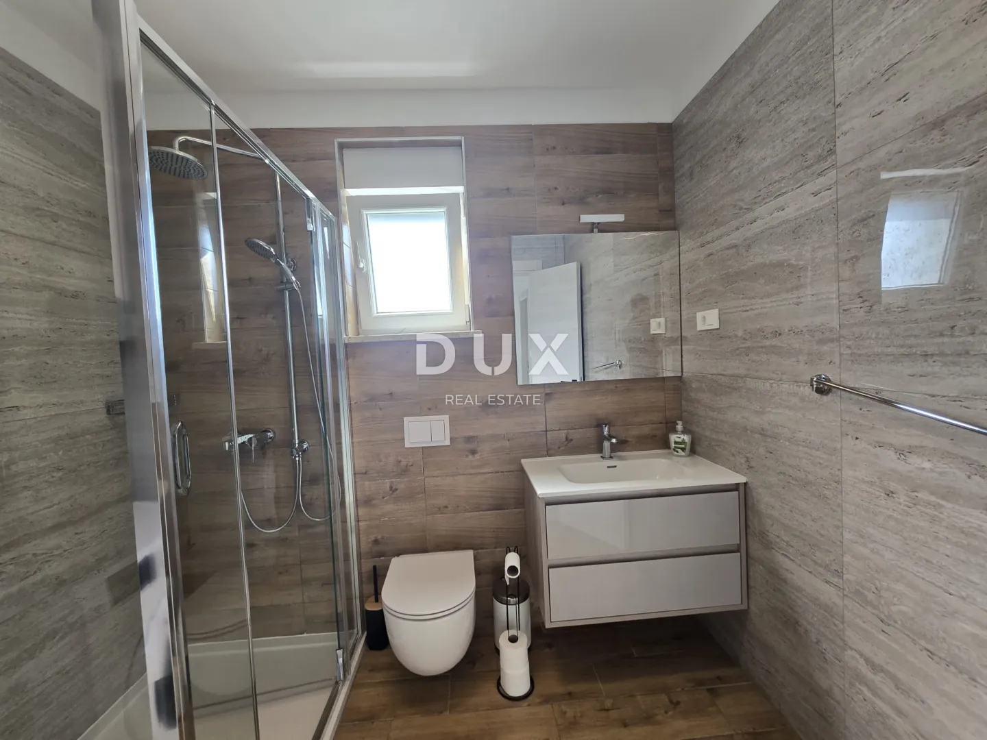 istra, pula - moderna villa nedaleko od centra! - slika 14