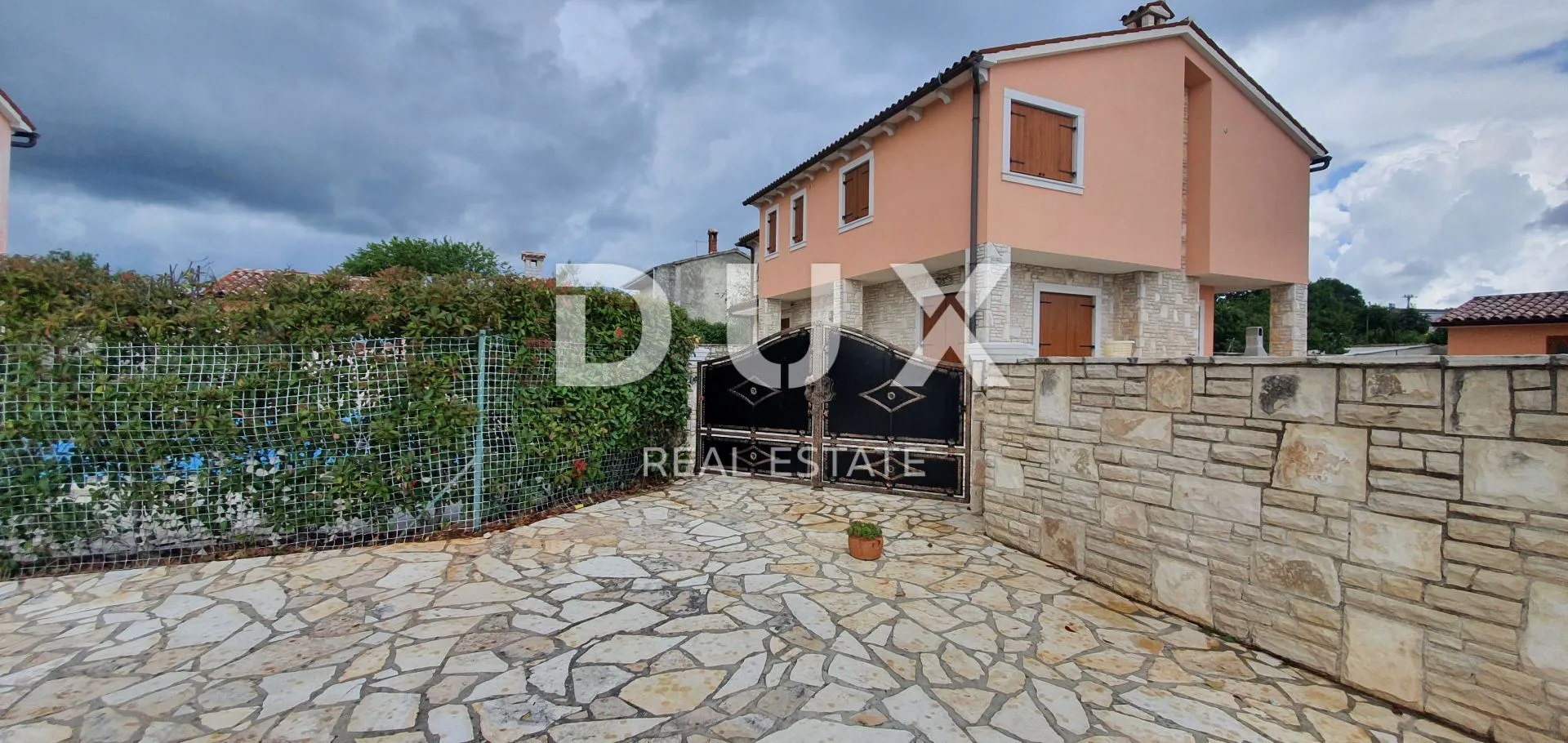 istra, barban - vila s bazenom i ljetnom kuhinjom - slika 45