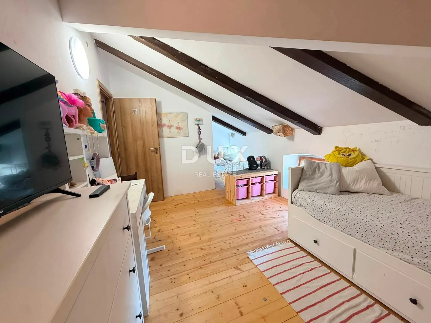 istra, krnica, apartmanska kamena kuća, 175 m² - slika 8