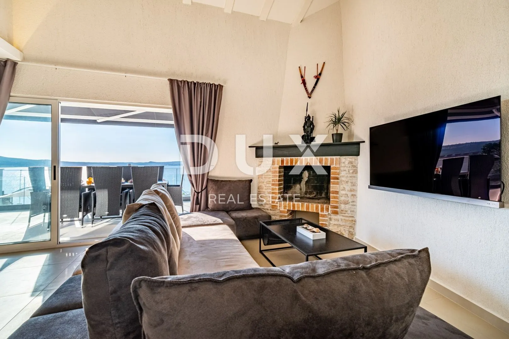 zadar, novigrad - prekrasna vila s bazenom u blizini mora - slika 38
