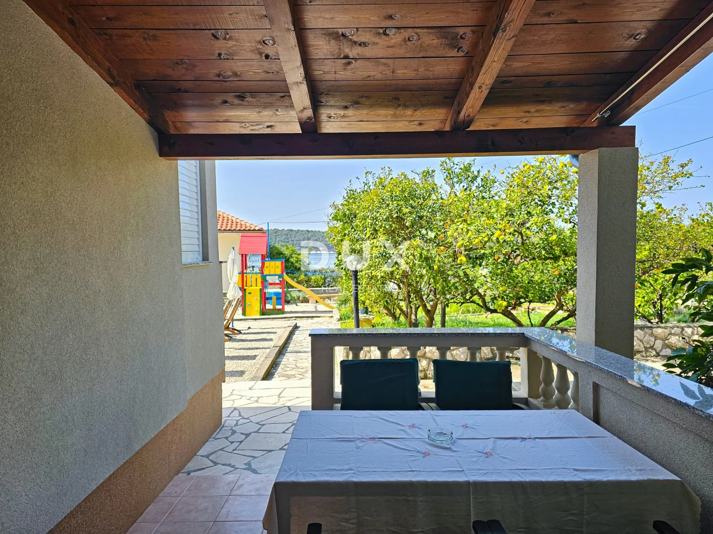 rab, barbat, kuća s apartmanima, 763 m2, drugi red do mora - slika 15