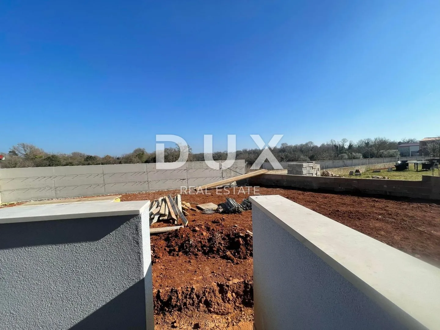 istra, pula- stan u prizemlju + vrt od 205 m2! - slika 23