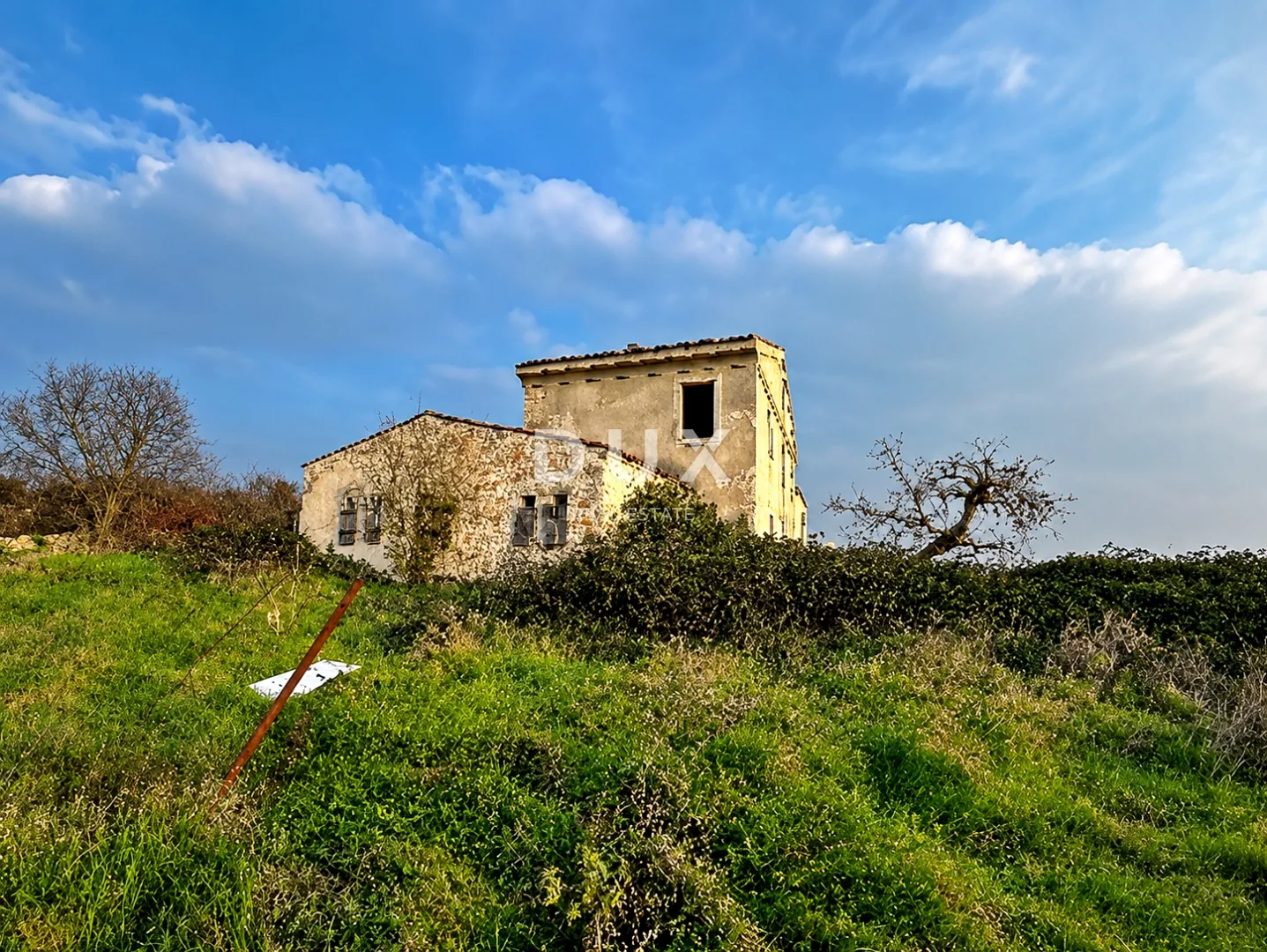 istra, pula - impozantna stancija za investiciju - slika 10