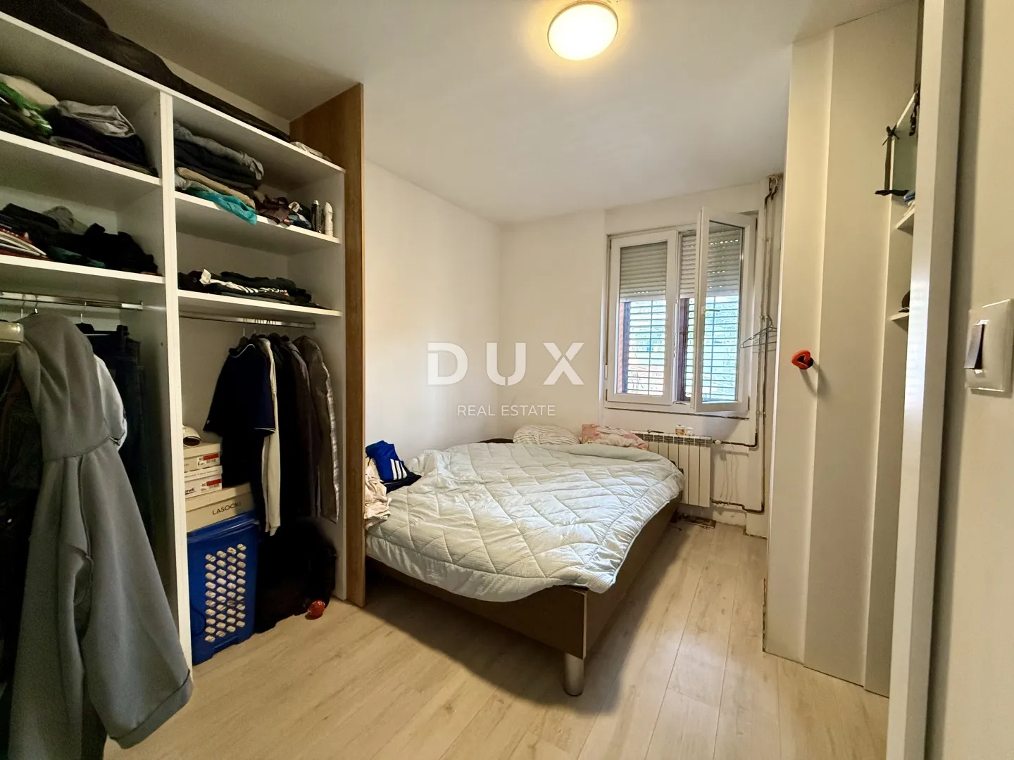 rijeka, donji zamet, dvosobni stan, 74 m2, okućnica, parking, lokacija, nova fasada - slika 8