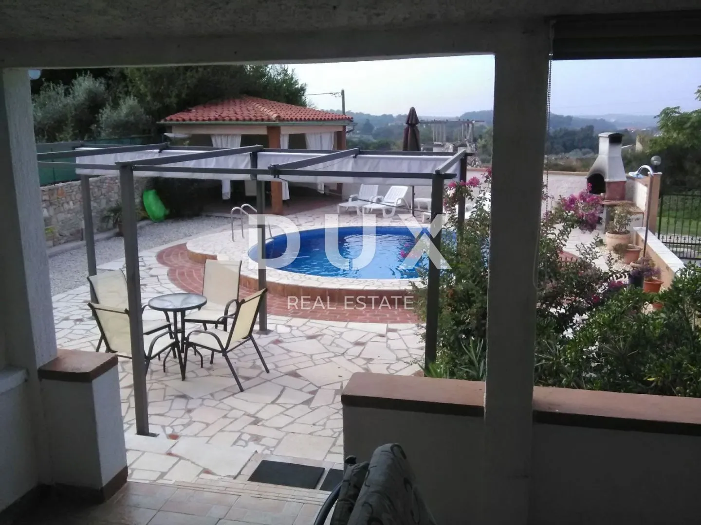 istra, pula - obiteljka kuća na mirnoj lokaciji pule - slika 16