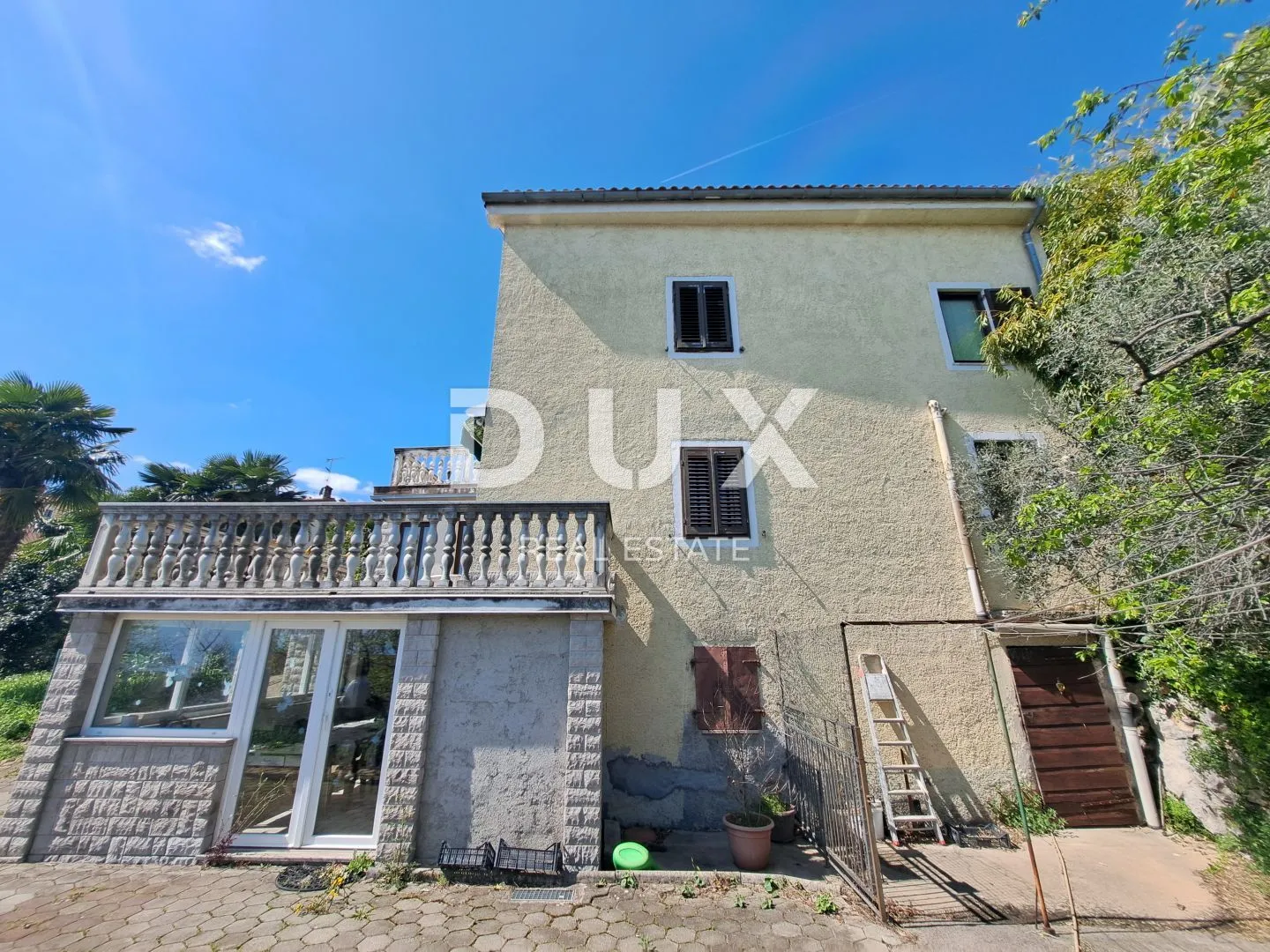 opatija, oprić - obiteljska kuća s tri stambene jedinice na parceli od 1890 m2 - slika 36
