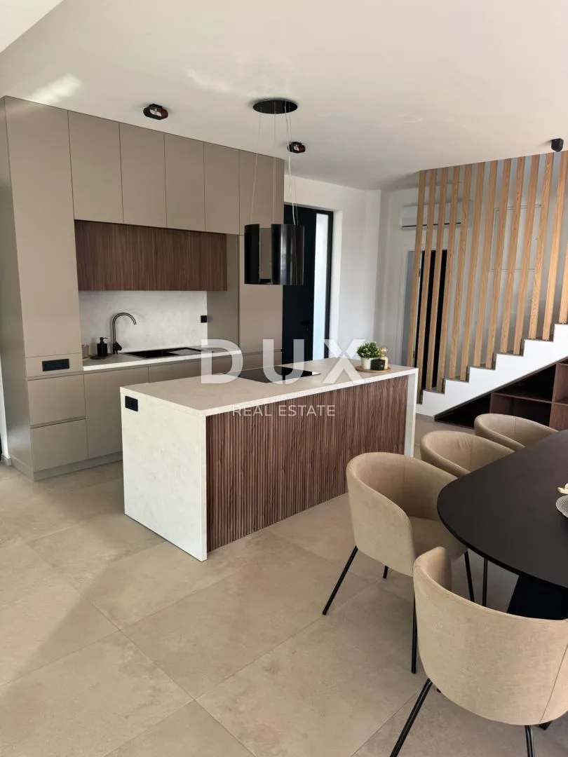 otok pag, kolan - vila 200m2 s bazenom + okoliš 400m2 - slika 20