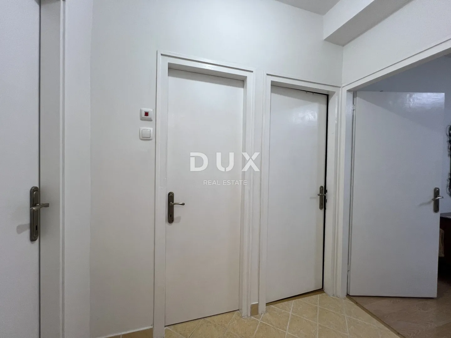 opatija, lovran - novouređeni stan od 82 m2, 500 m od mora - slika 8