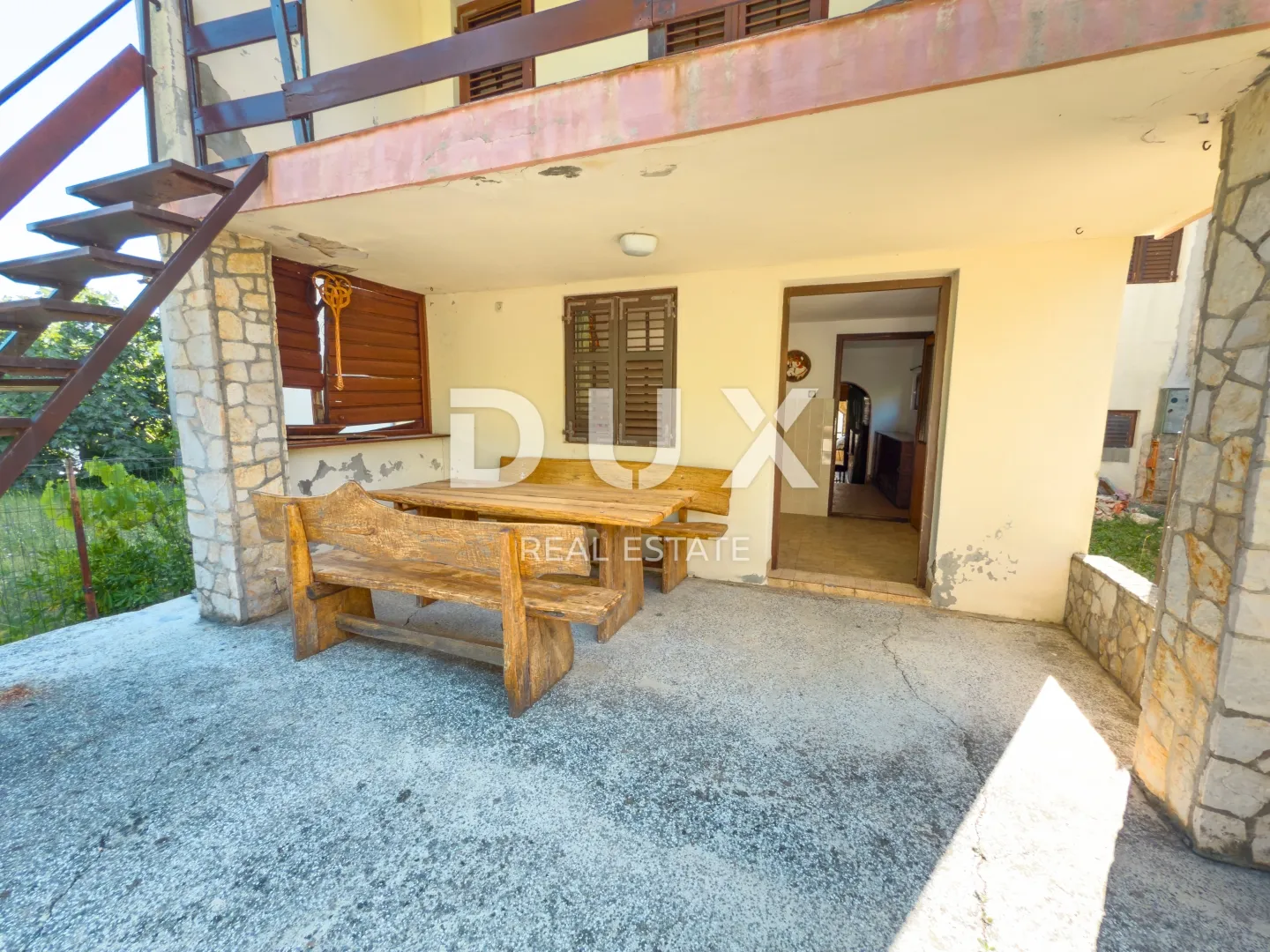 otok krk, baška (okolica) - kamena kuća s velikom okućnicom - slika 31