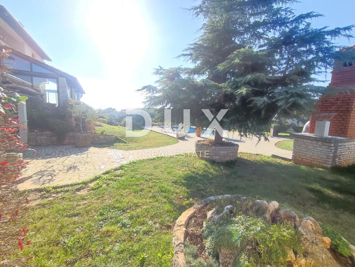istra, pula, veli vrh - impozantna obiteljska vila nadomak grada - slika 115
