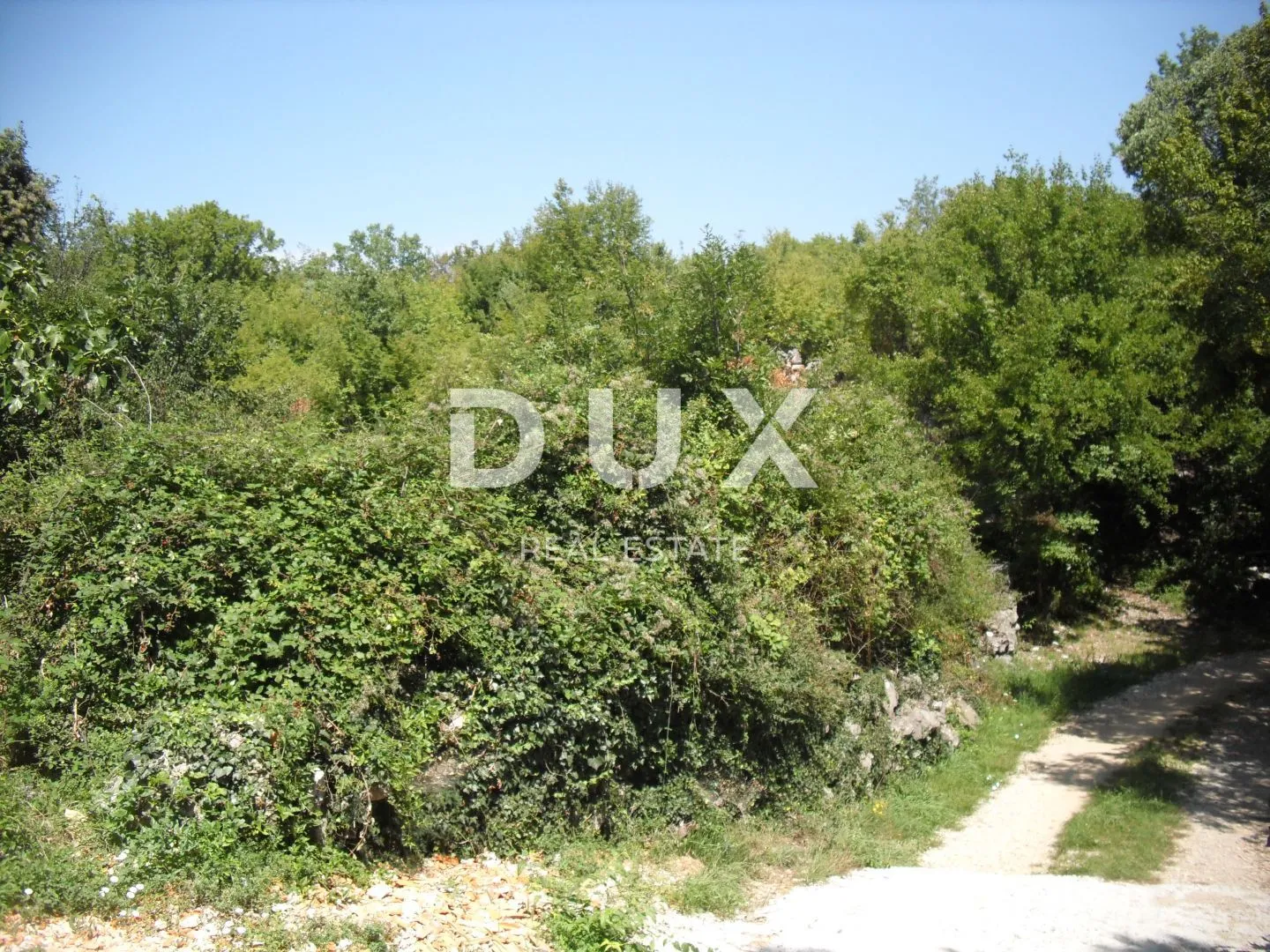 otok krk, kras - građevinsko zemljište 1620 m2 - slika 2