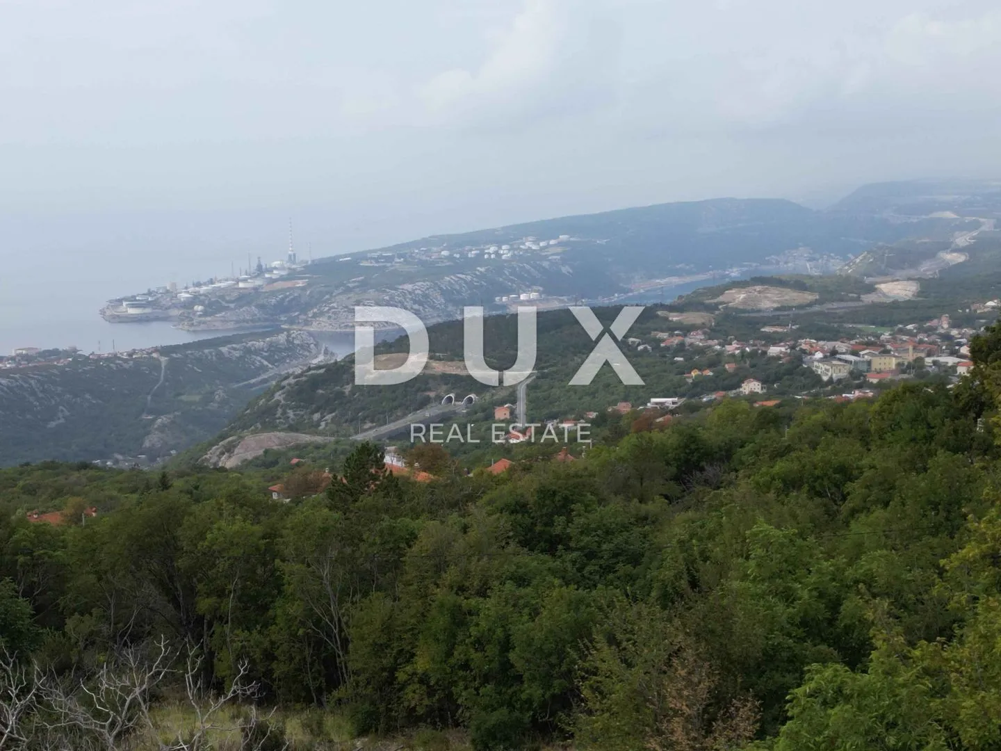 rijeka, hreljin- dvojna kuća 150m2 s pogledom na more + okoliš 650m2 - slika 5