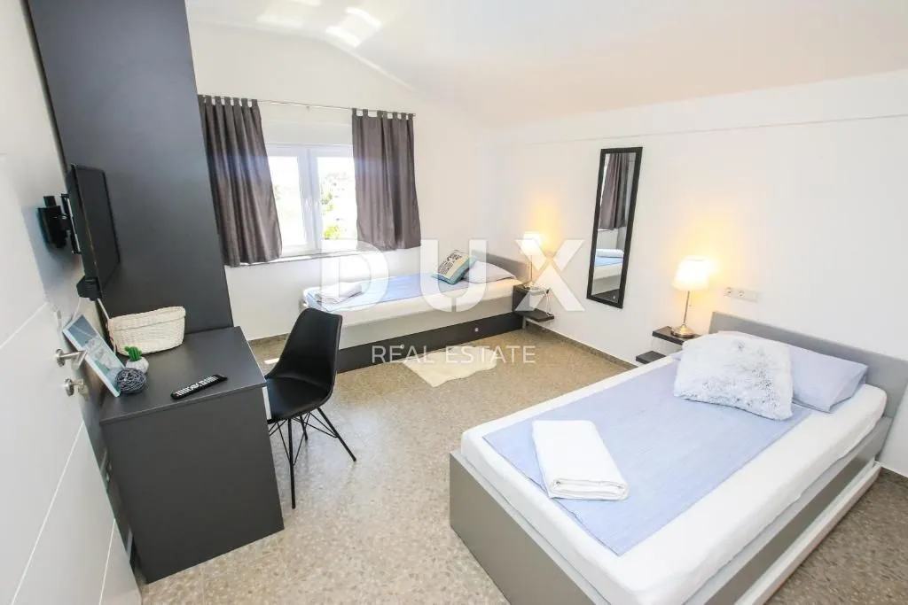 kaštelir, rogovići, kuća, 450 m2, dvorište, bazen - slika 16
