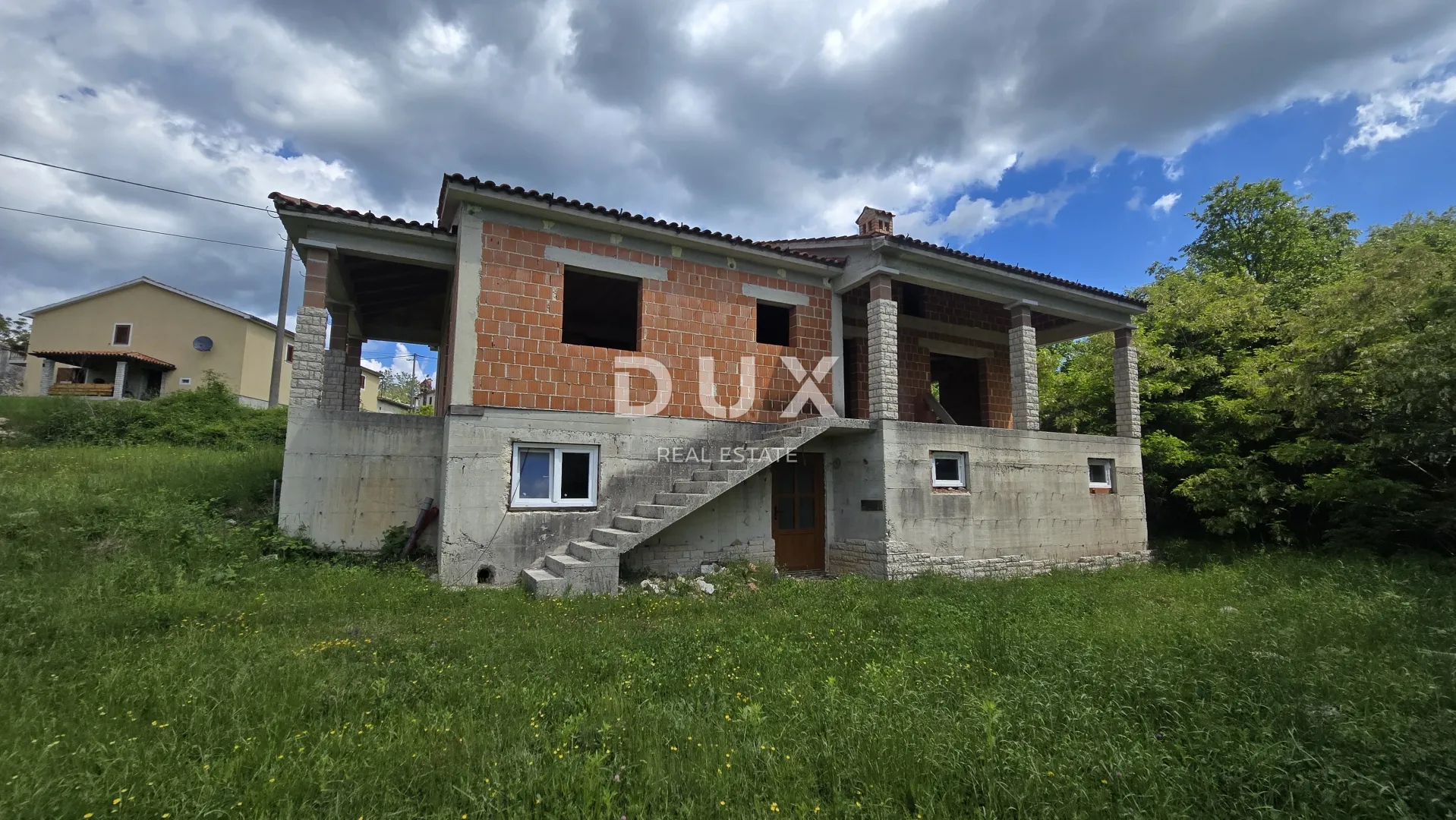 istra, gračišće - ekskluzivna privatnost, mir i otvoreni pogled – kuća s velikom okućnicom - slika 7