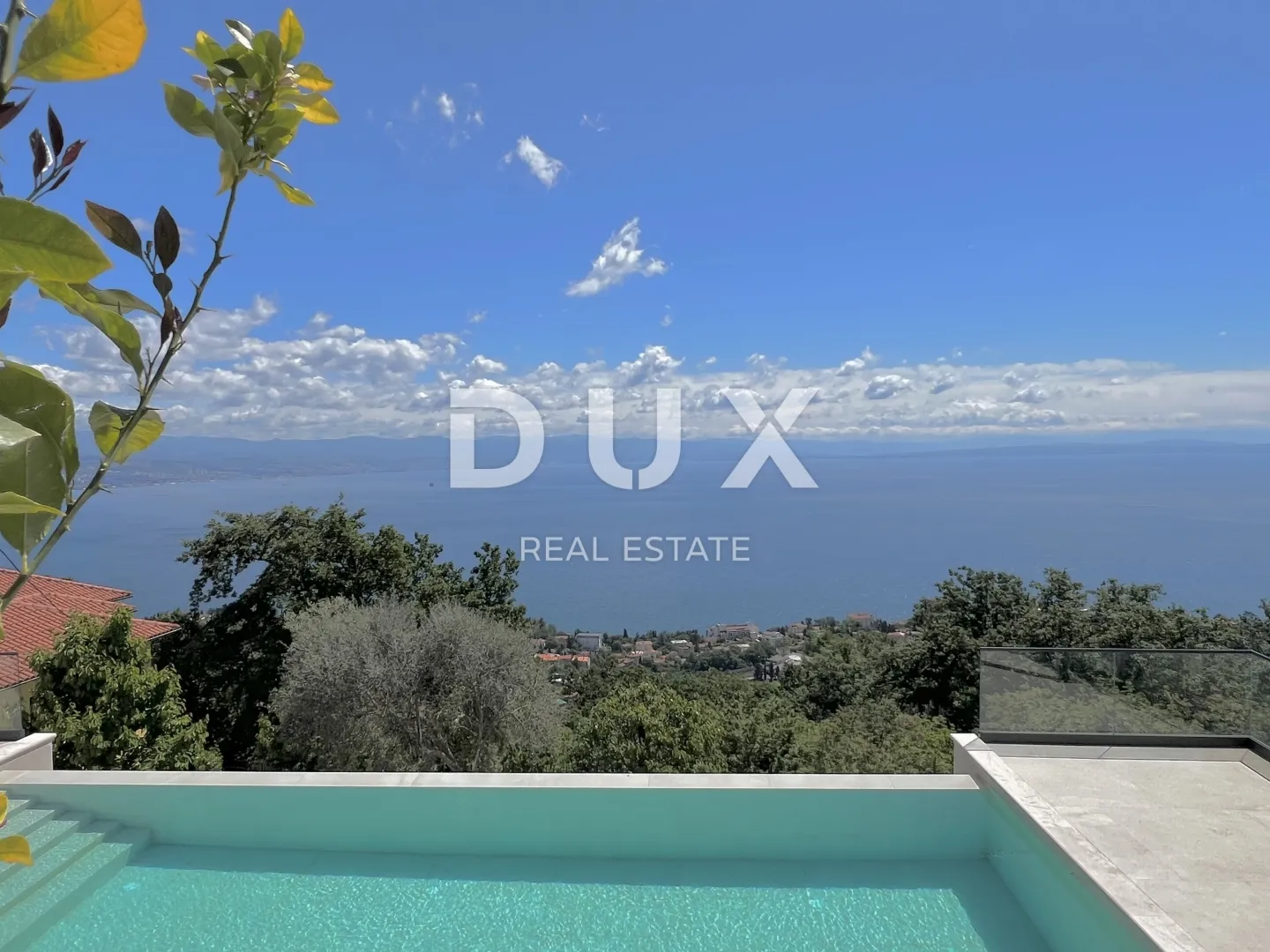 opatija, lovran - ekskluzivan stan s panoramskim pogledom i bazenom - slika 19