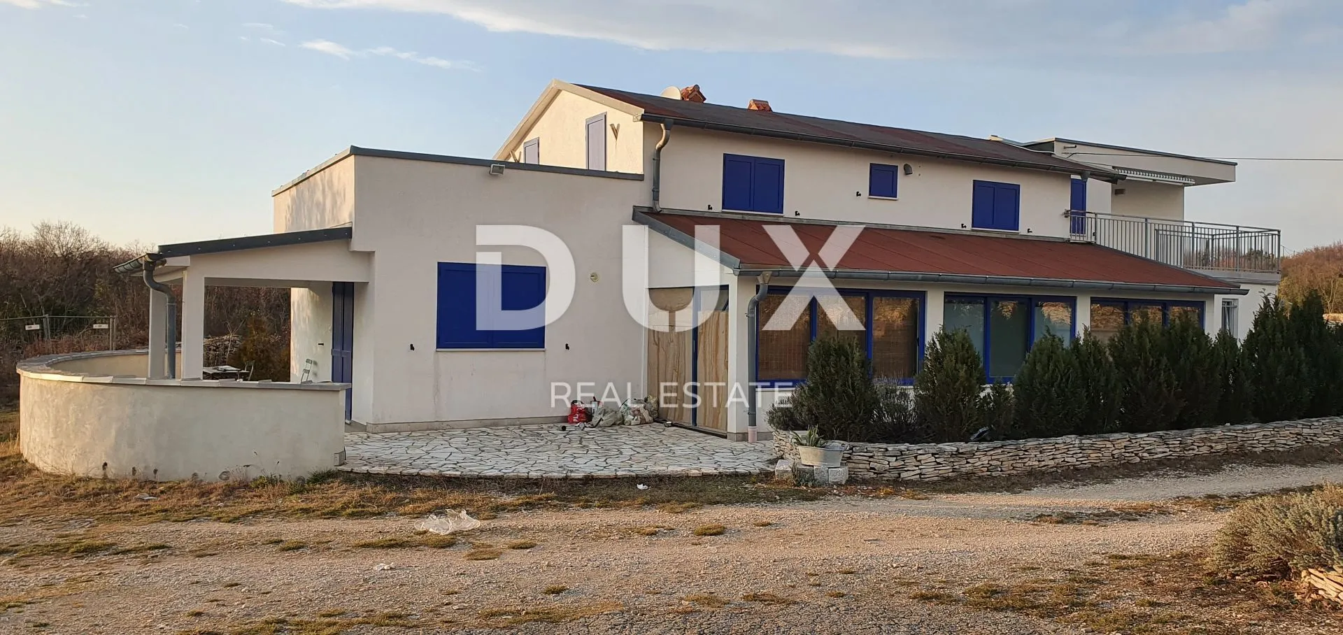 istra, labin - kuća s bazenom na potpunoj osami okružena zelenilom - slika 9