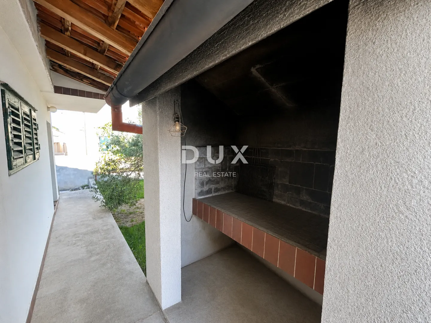 dalmacija, vodice – privatni mini resort s 4 apartmana i bazenom, 300 m od centra - slika 13
