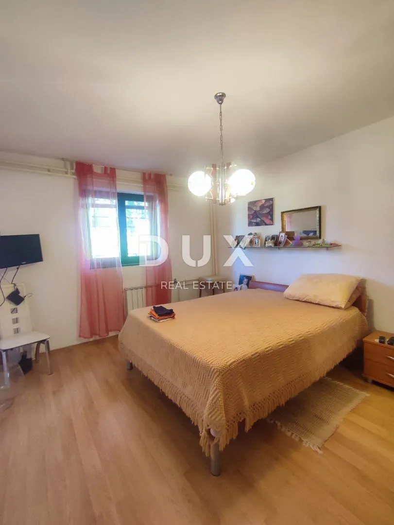 istra, pula, veli vrh - impozantna obiteljska vila nadomak grada - slika 86