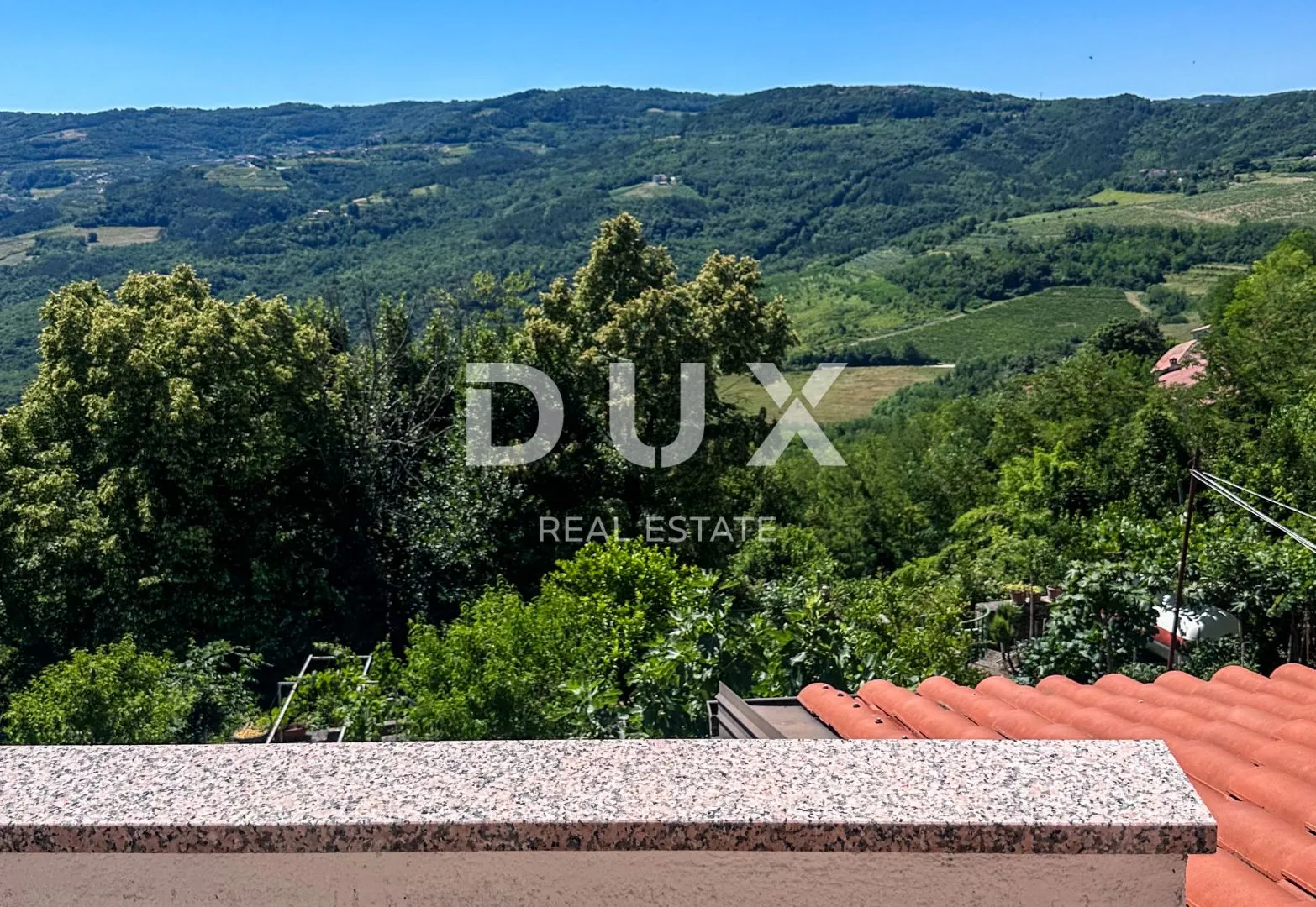 istra, motovon - kuća u centru motovuna s predivnim pogledom - slika 32