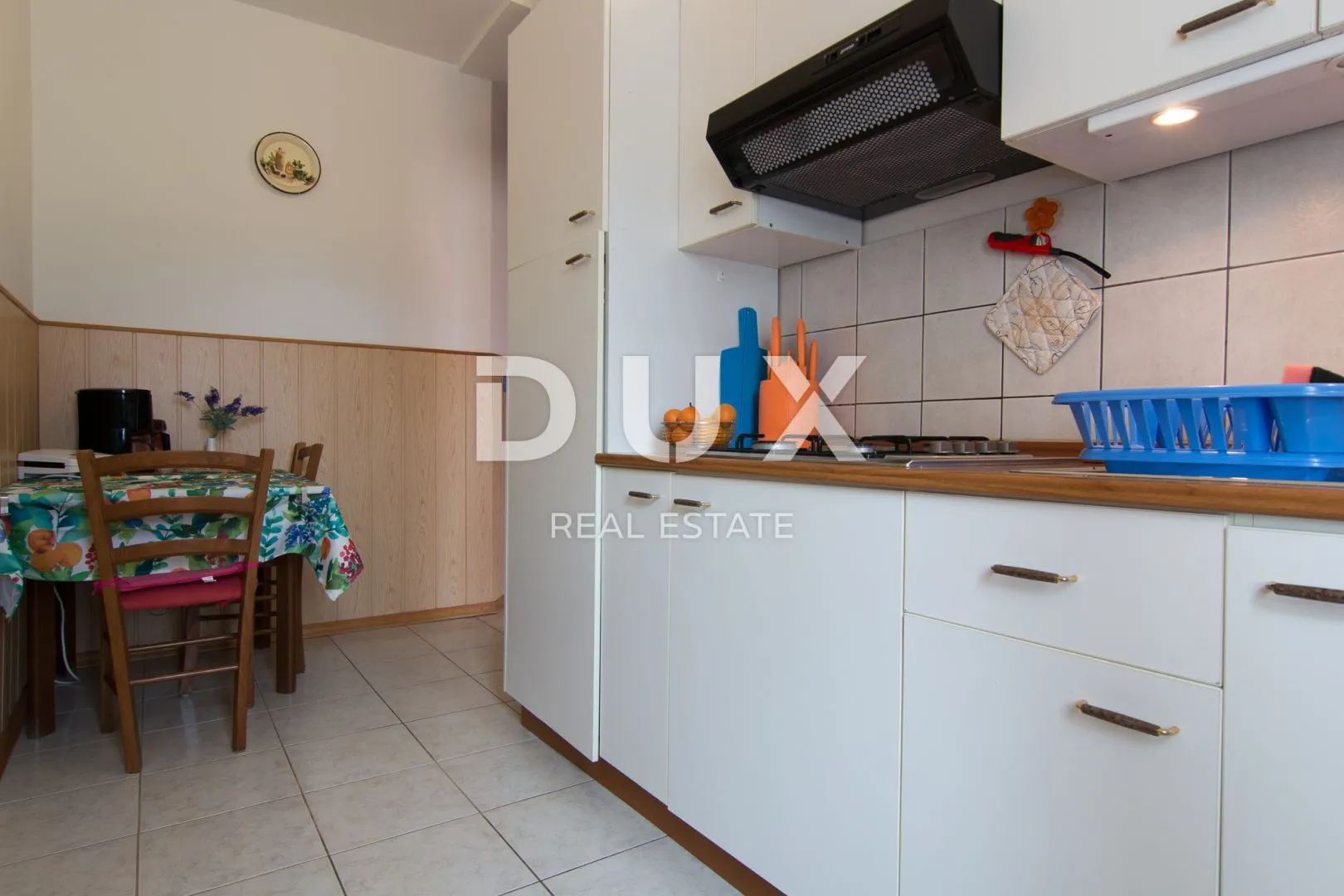 istra, valbandon - prodaja apartmanske kuće - slika 28