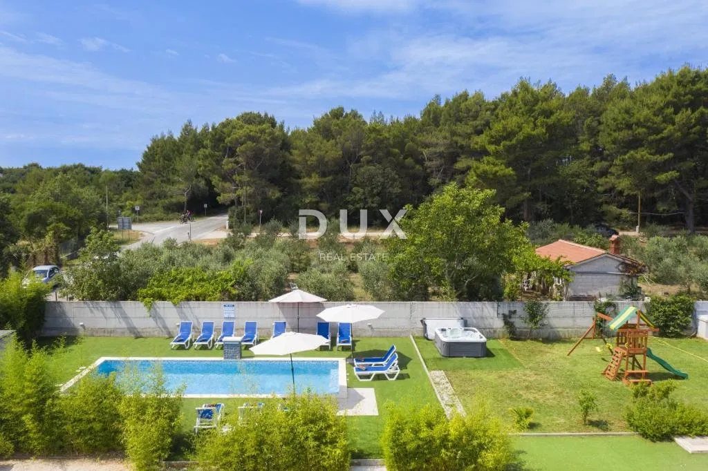 istra, medulin - tri prizemnice u blizini mora za dugoročni najam! - slika 5