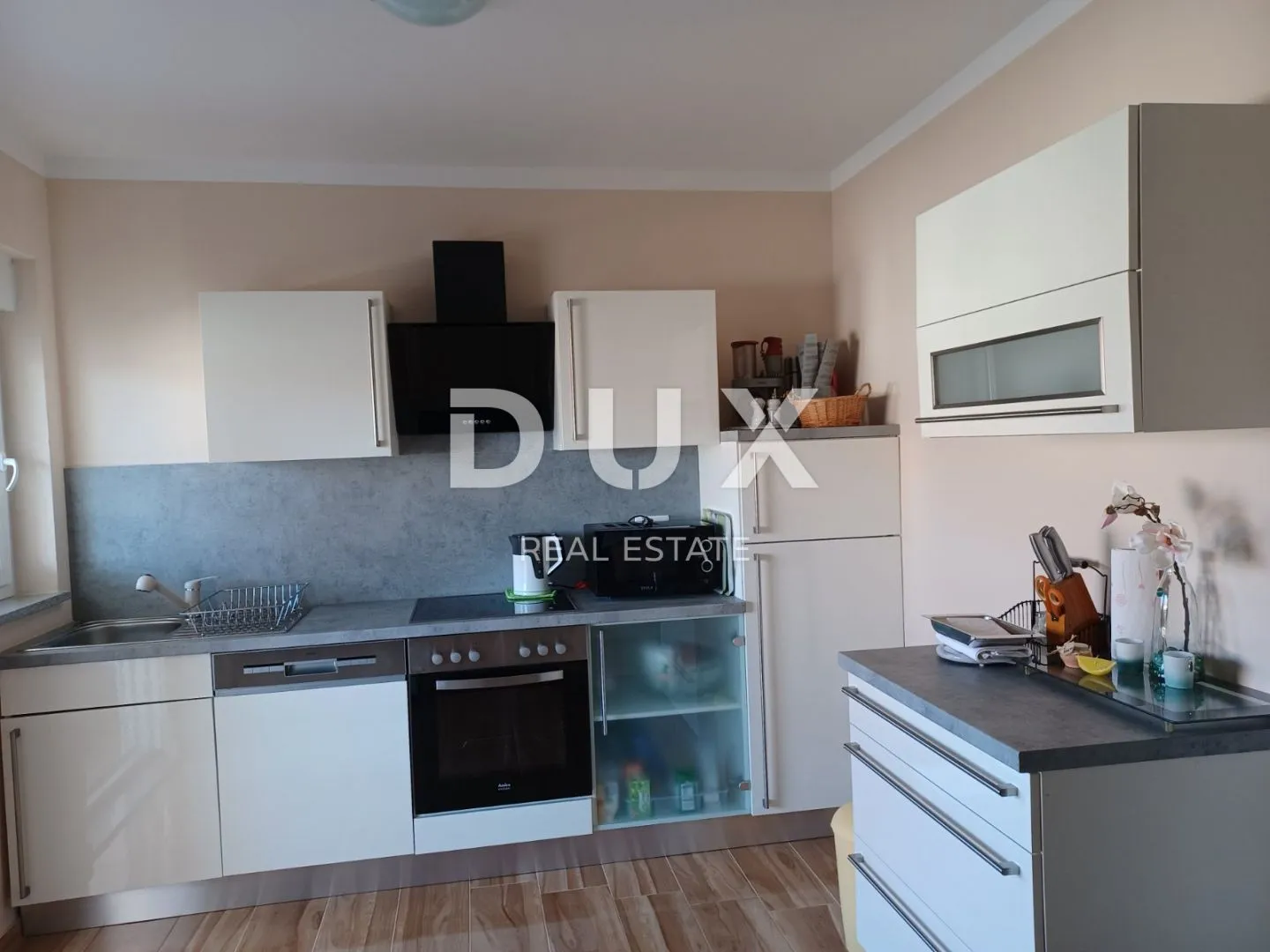 crikvenica, hrusta - dva apartmana s pogledom na more - slika 3