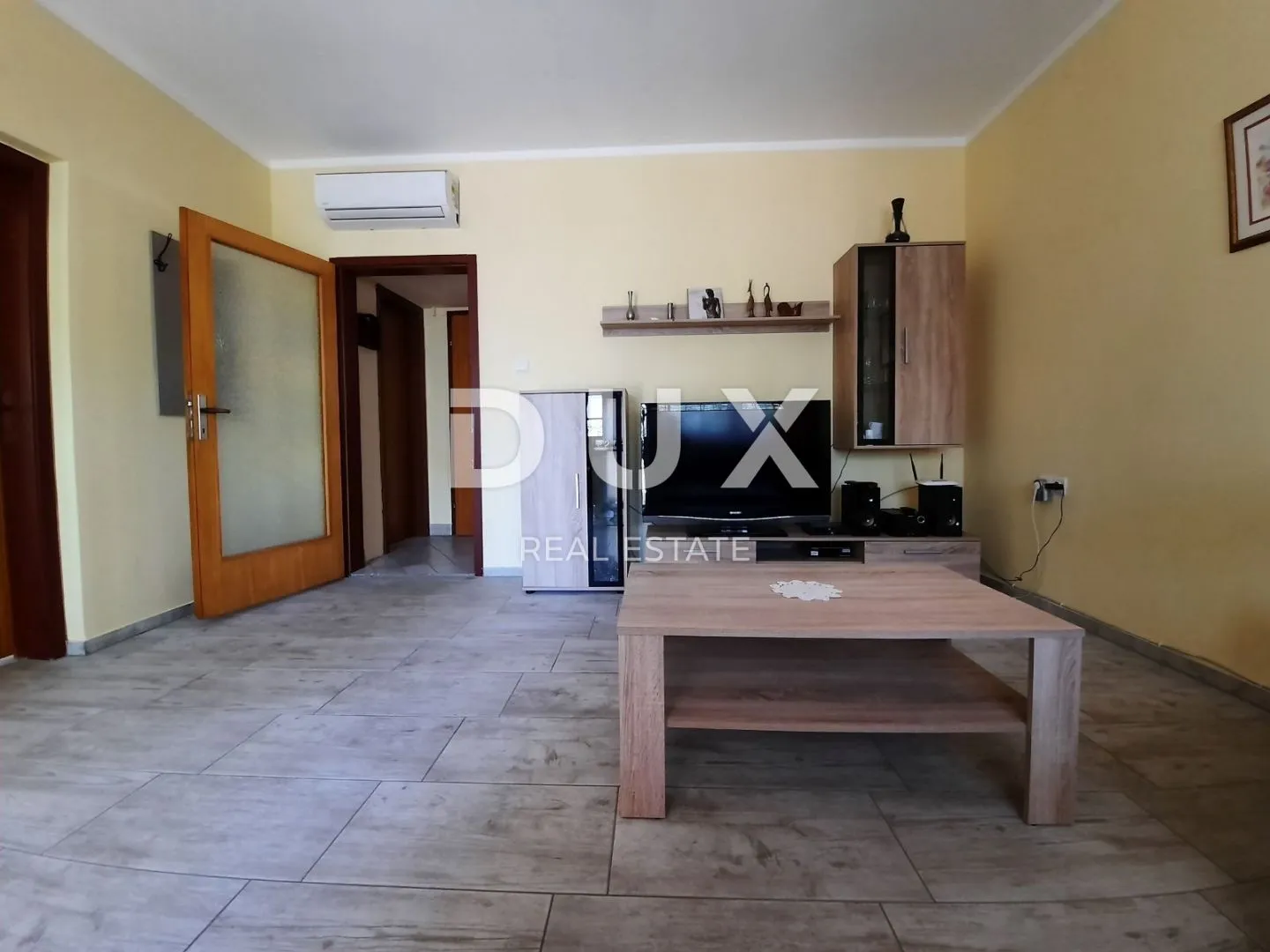 istra, premantura -kuća sa 2 stana! - slika 8
