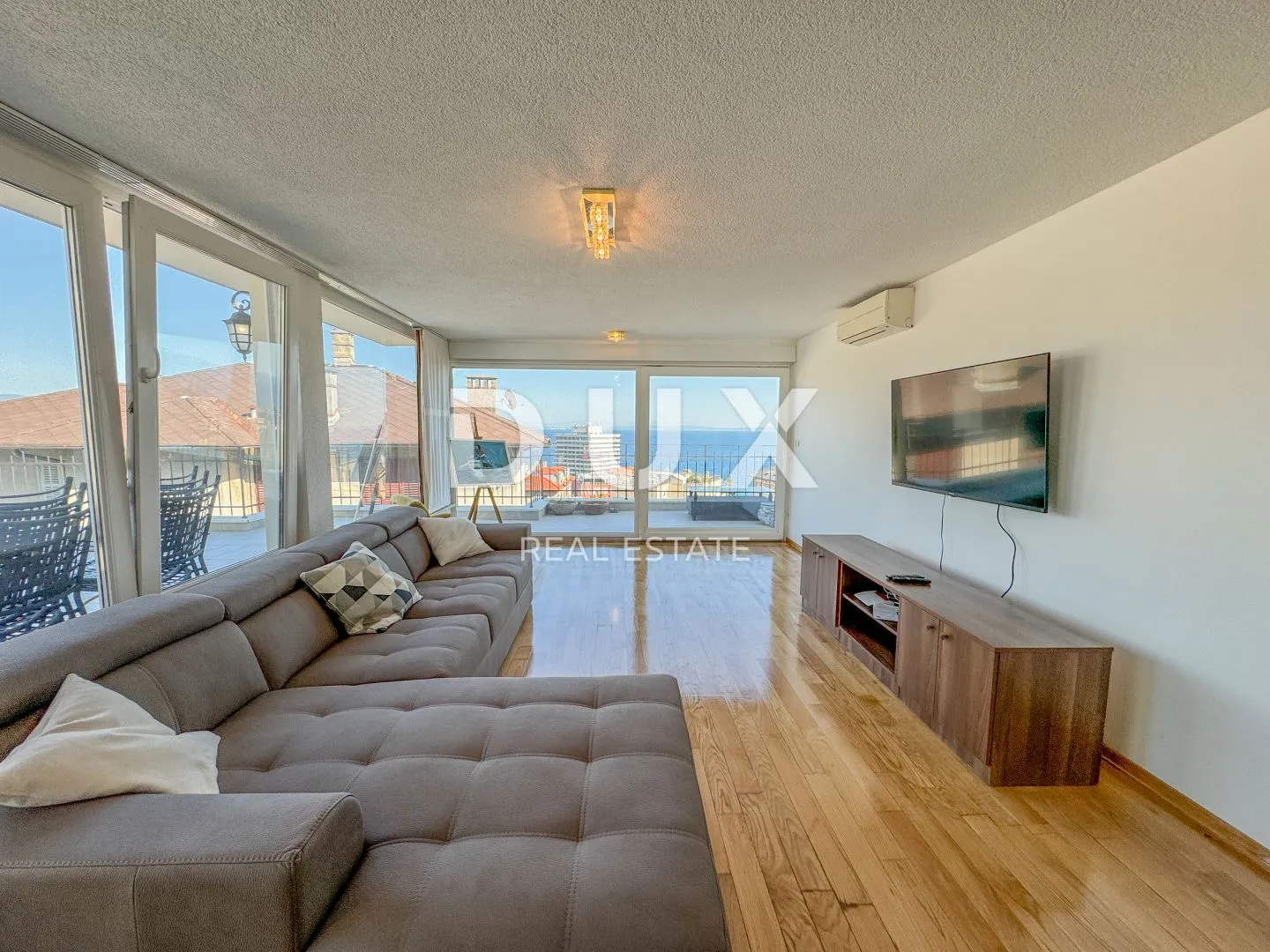 opatija, centar - veliki stan u austro ugarskoj vili s parkingom i terasom - slika 3
