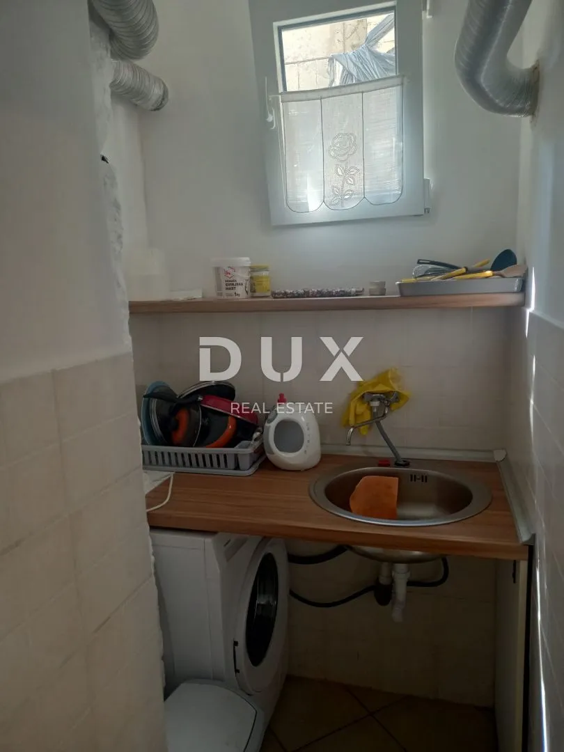 istra, pula - 4s+db stan u centru pule 105 m2 - slika 12
