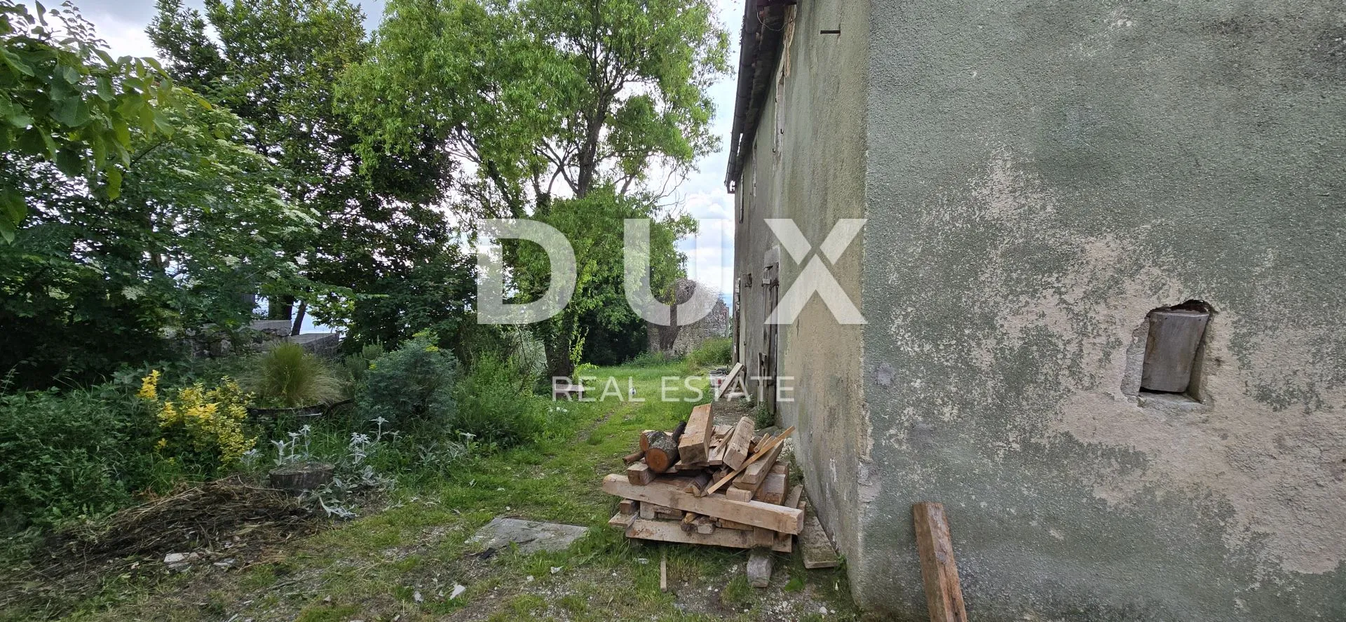 istra, gračišće - samostojeća kamena kuća za renovaciju s pogledom - slika 13