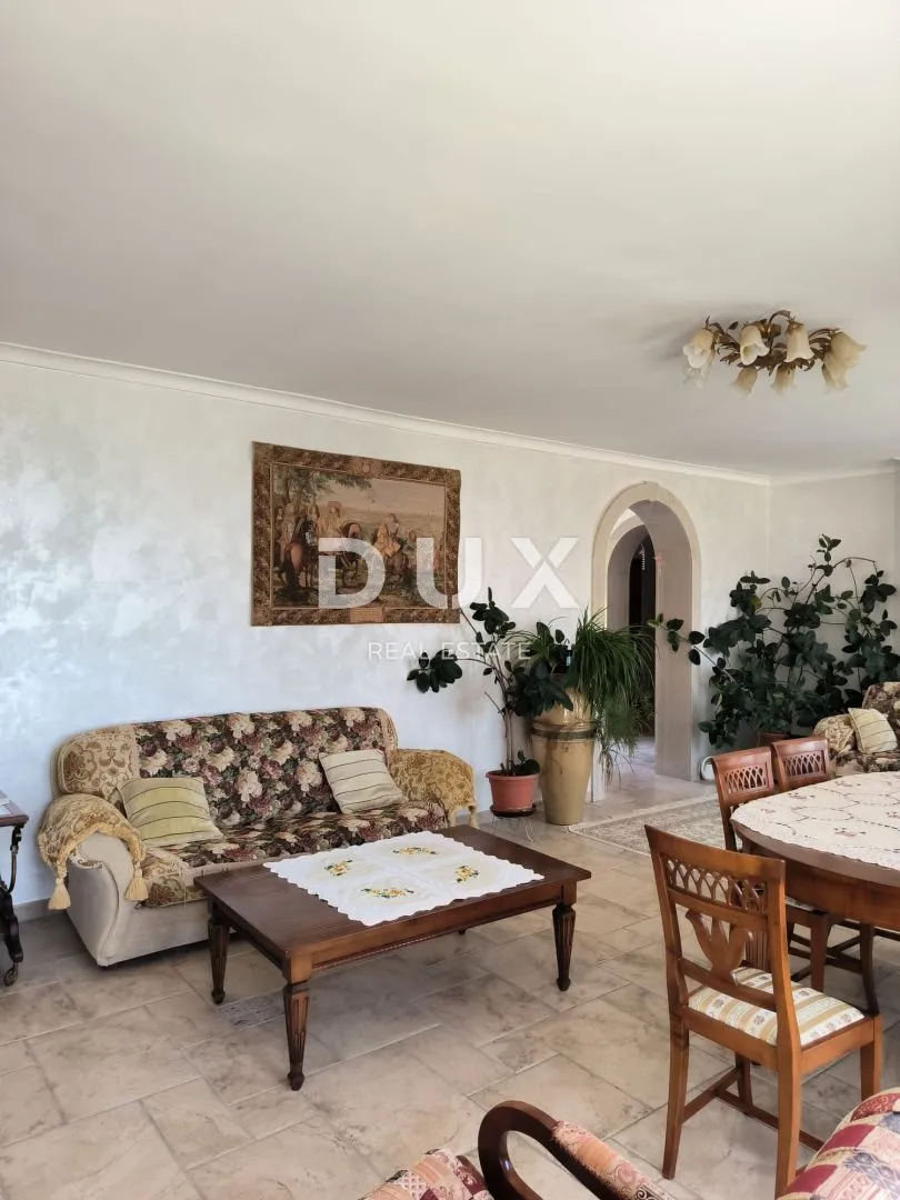 istra, umag - raskošna vila prvi red do mora! - slika 67