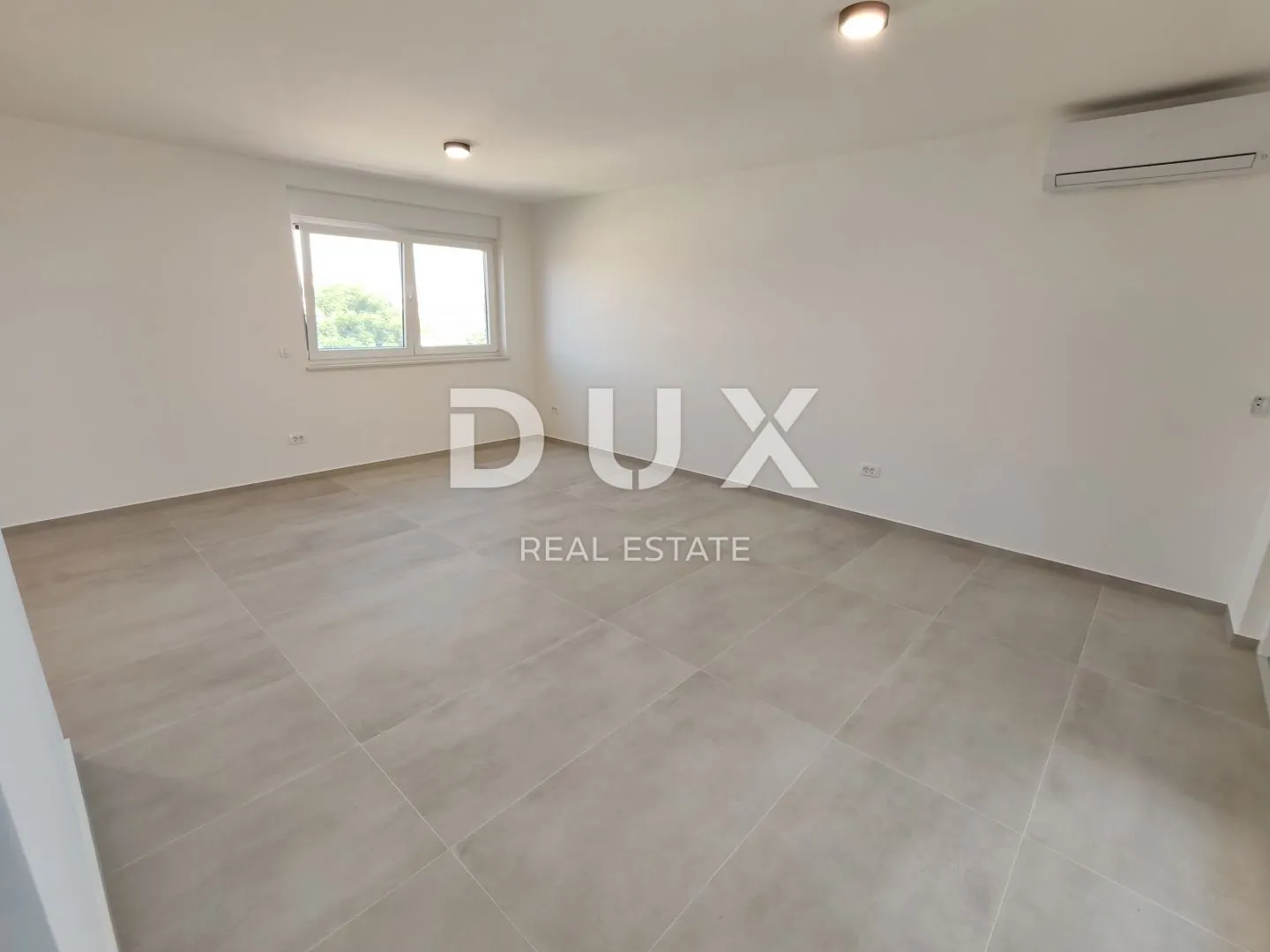 zadar, vir - komforan penthouse s pogledom na more 180 metara od plaže jadro! as3 - slika 9