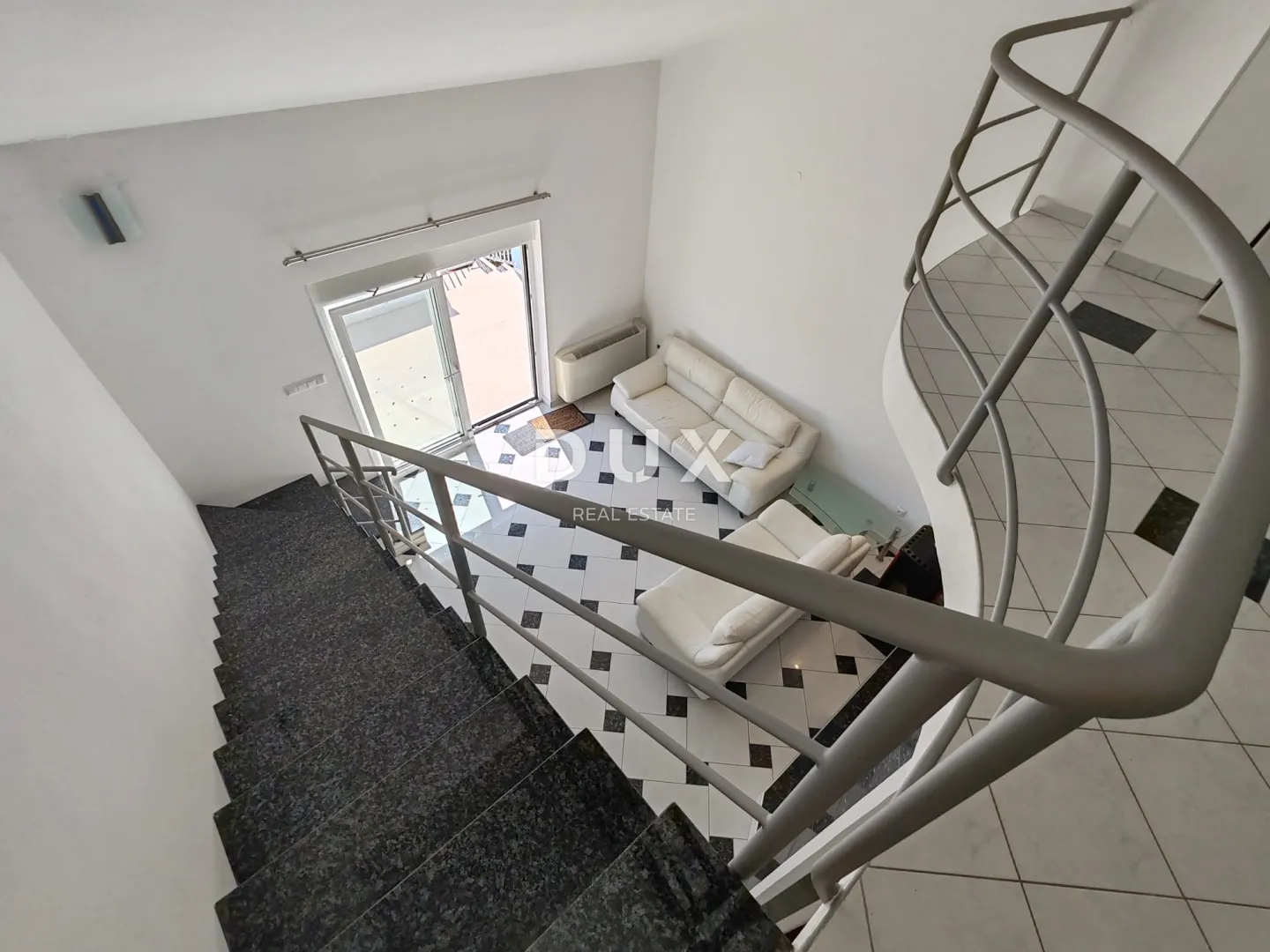 istra, novigrad - kuća sa 6 stanova 400m od mora! - slika 6