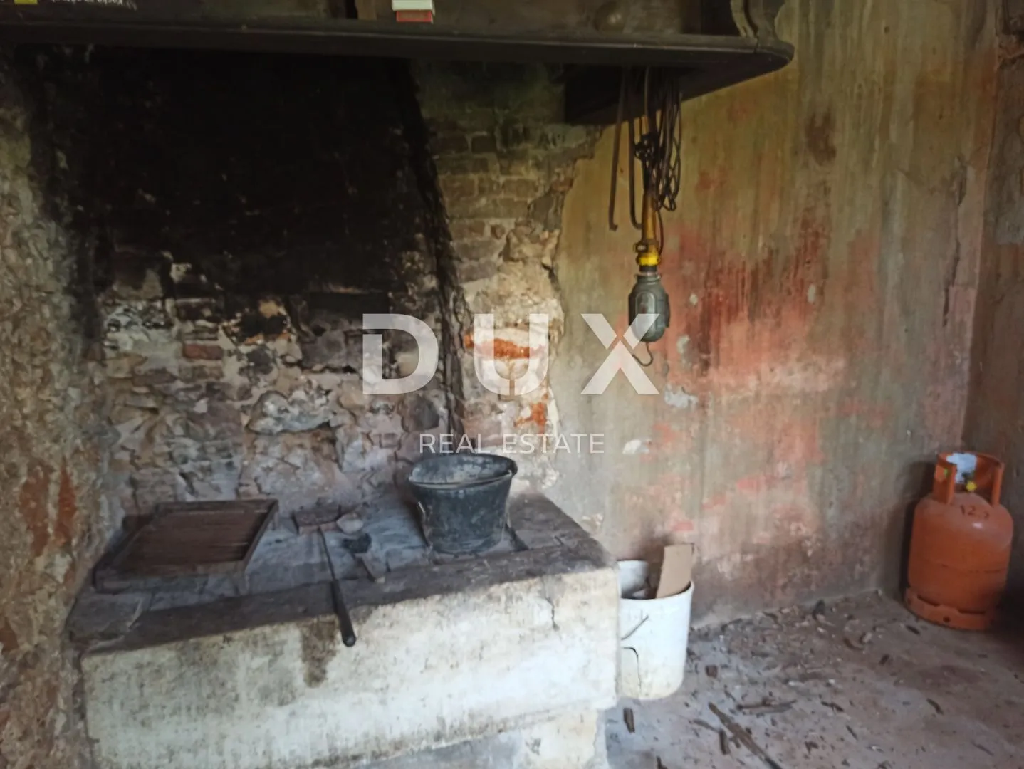 istra, pula - samostojeća kuća + građevinsko zemljište - blizina mora!! - slika 12