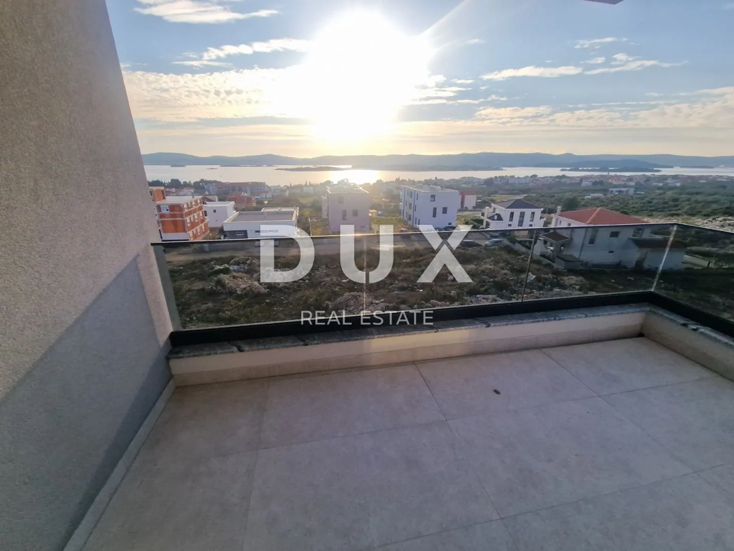 zadar, sv.filip i jakov - penthouse sa garažom i liftom - slika 14