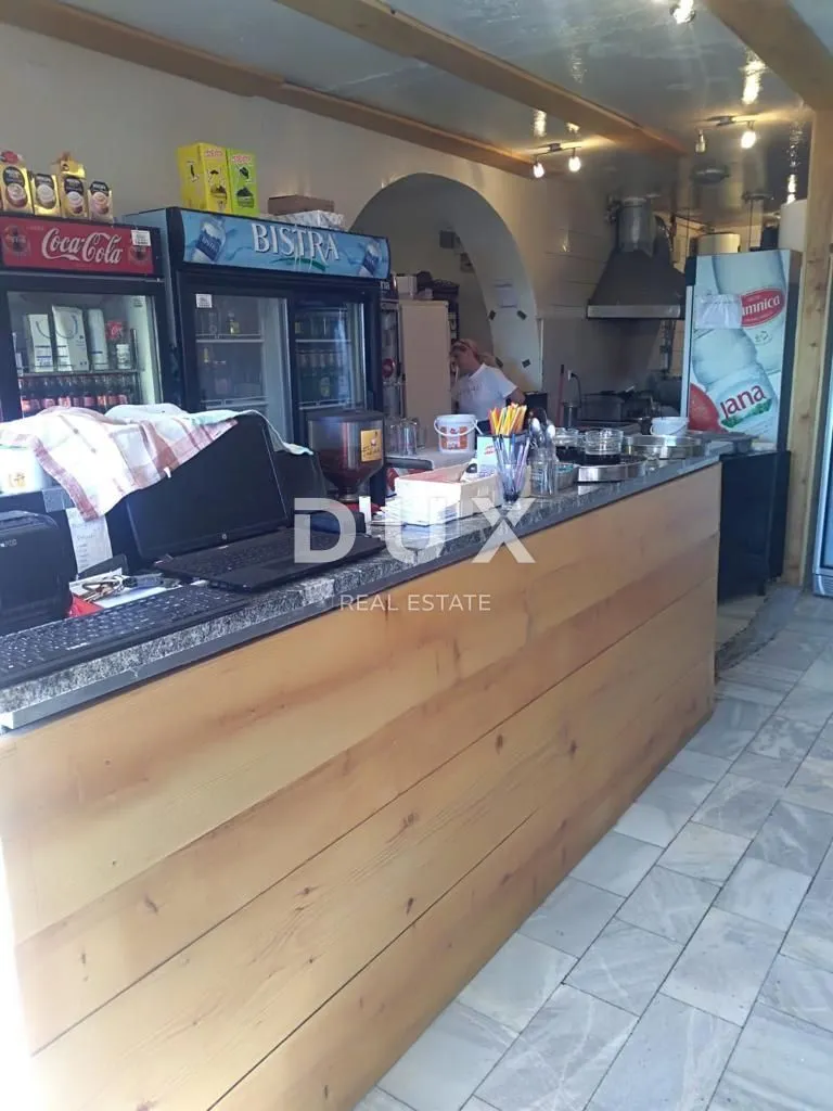 karlobag - ugostiteljski objekt 1. red do mora 420m2 + dvorište 176m2 - slika 20