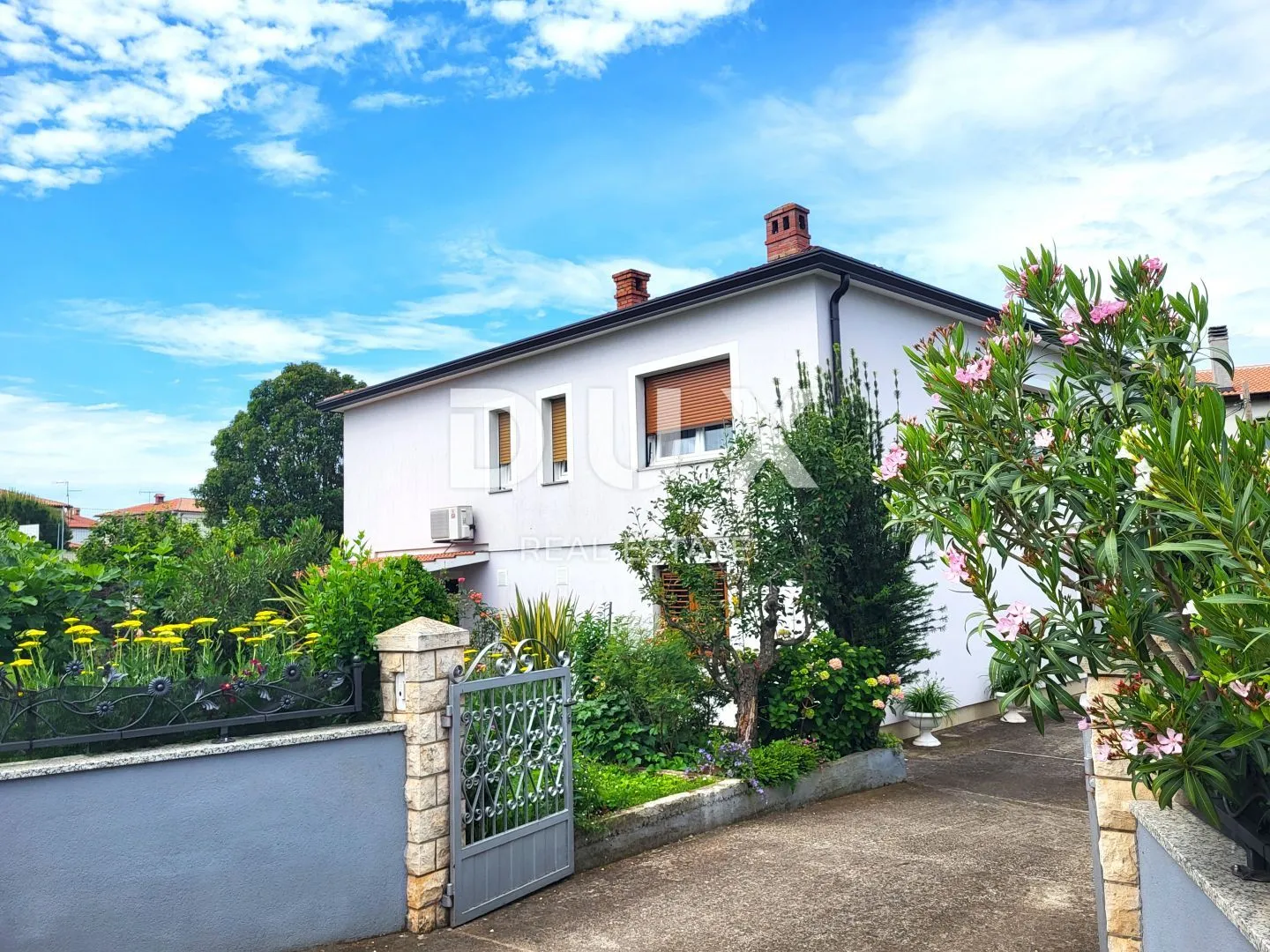 istra, umag - kuća s 4 apartmana i prekrasnom okućnicom - slika 6