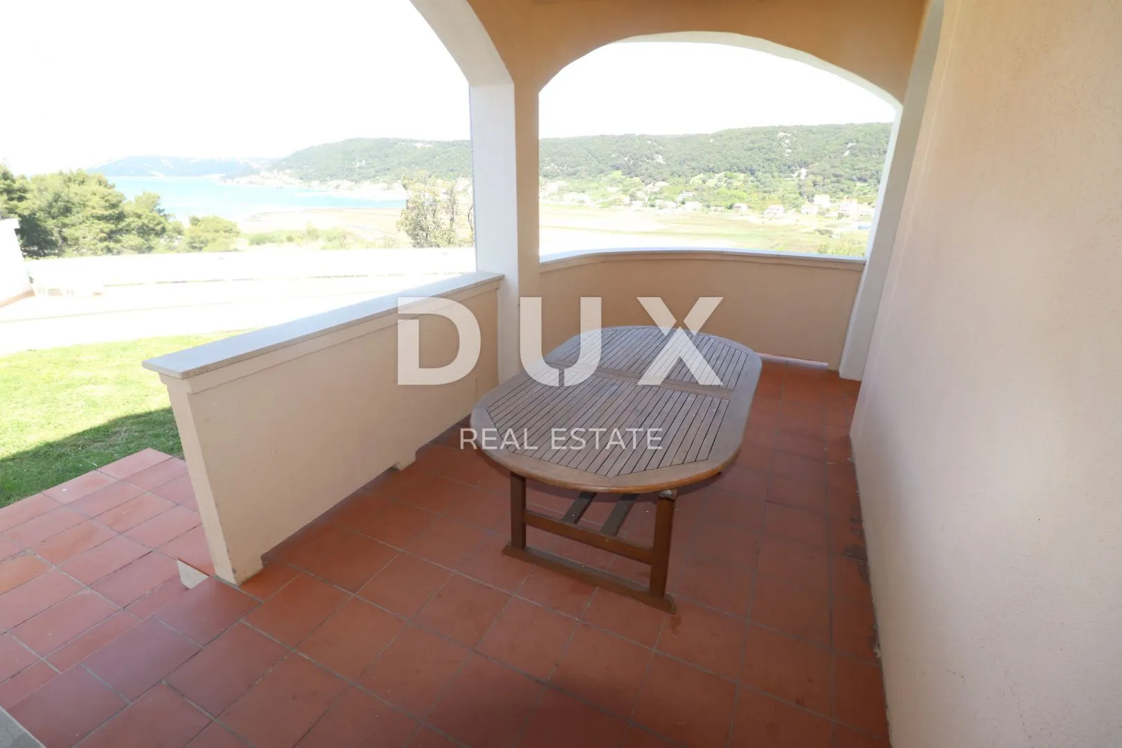 otok rab, supetarska draga - apartmanska kuća na odličnoj lokaciji - slika 7
