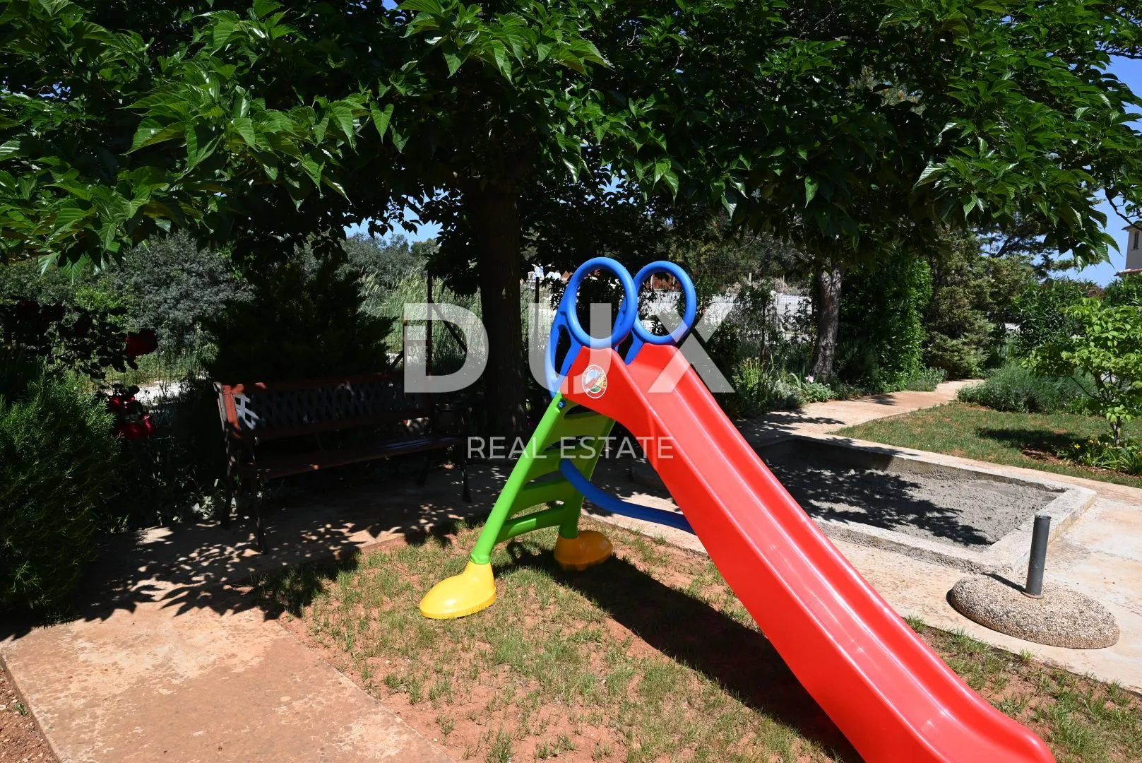istra, pula obiteljska vila s pogledom na more! - slika 73