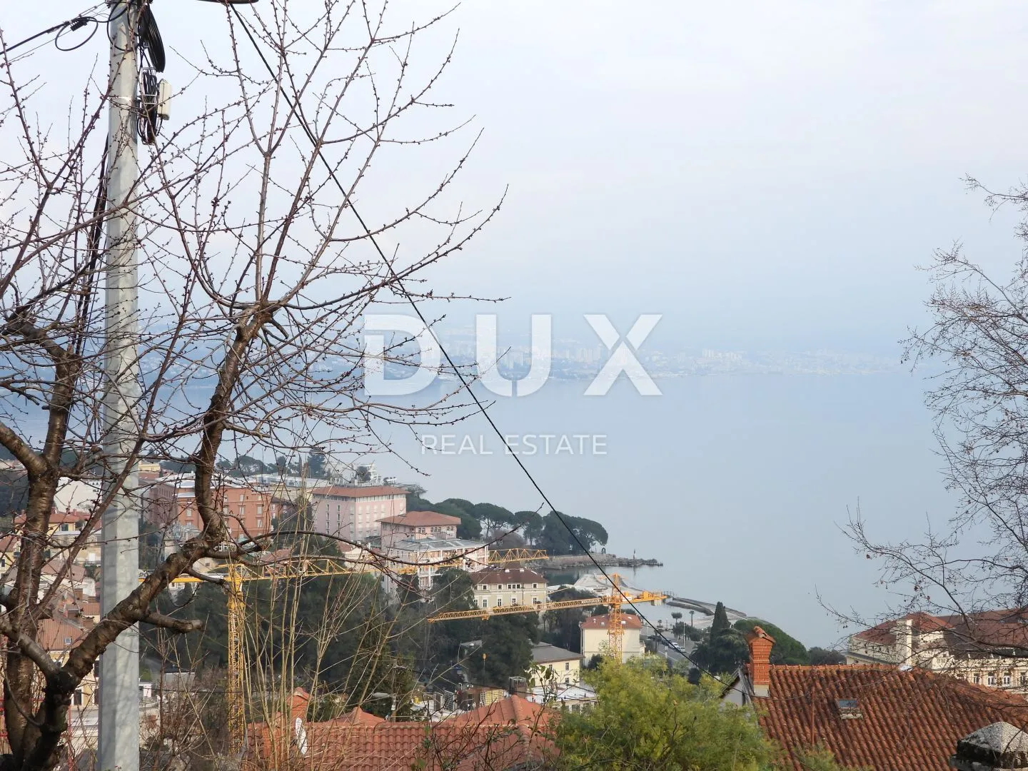 opatija- kuća 203m2 s panoramskim pogledom na more + okoliš - slika 15