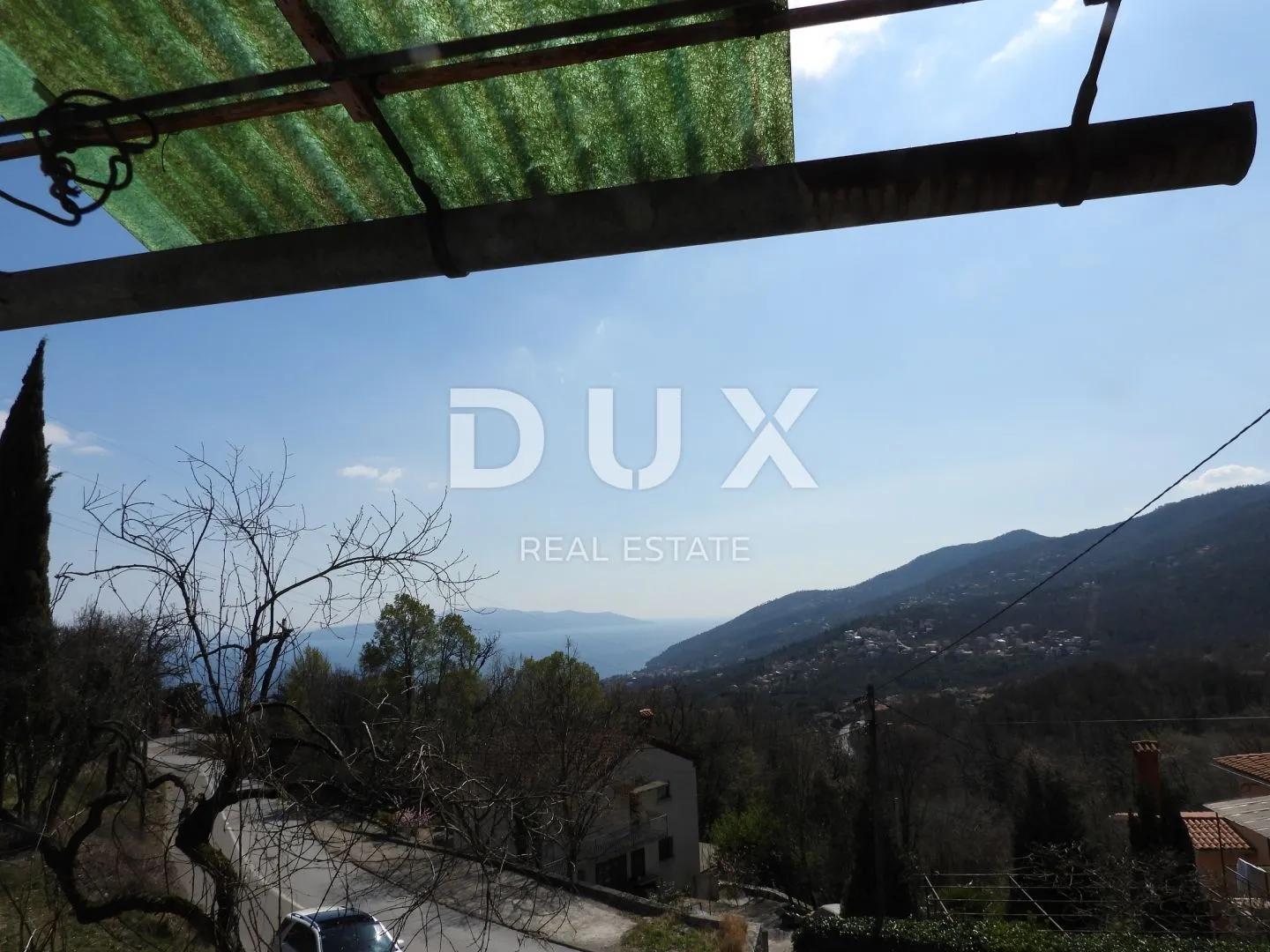 OPATIJA, IČIĆI, POLJANE- građevinsko zemljište 4400m2 S GRAĐEVNOM DOZVOLOM!!! i s pogledom na more + kuća starina 130m2 - Poljane, Opatija