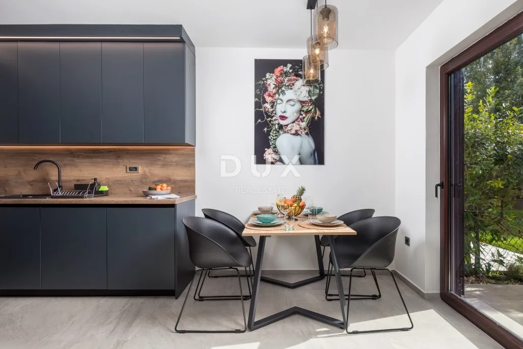 opatija, lovran, 72 m2, balkon, terasa, renoviran, namješten - slika 12