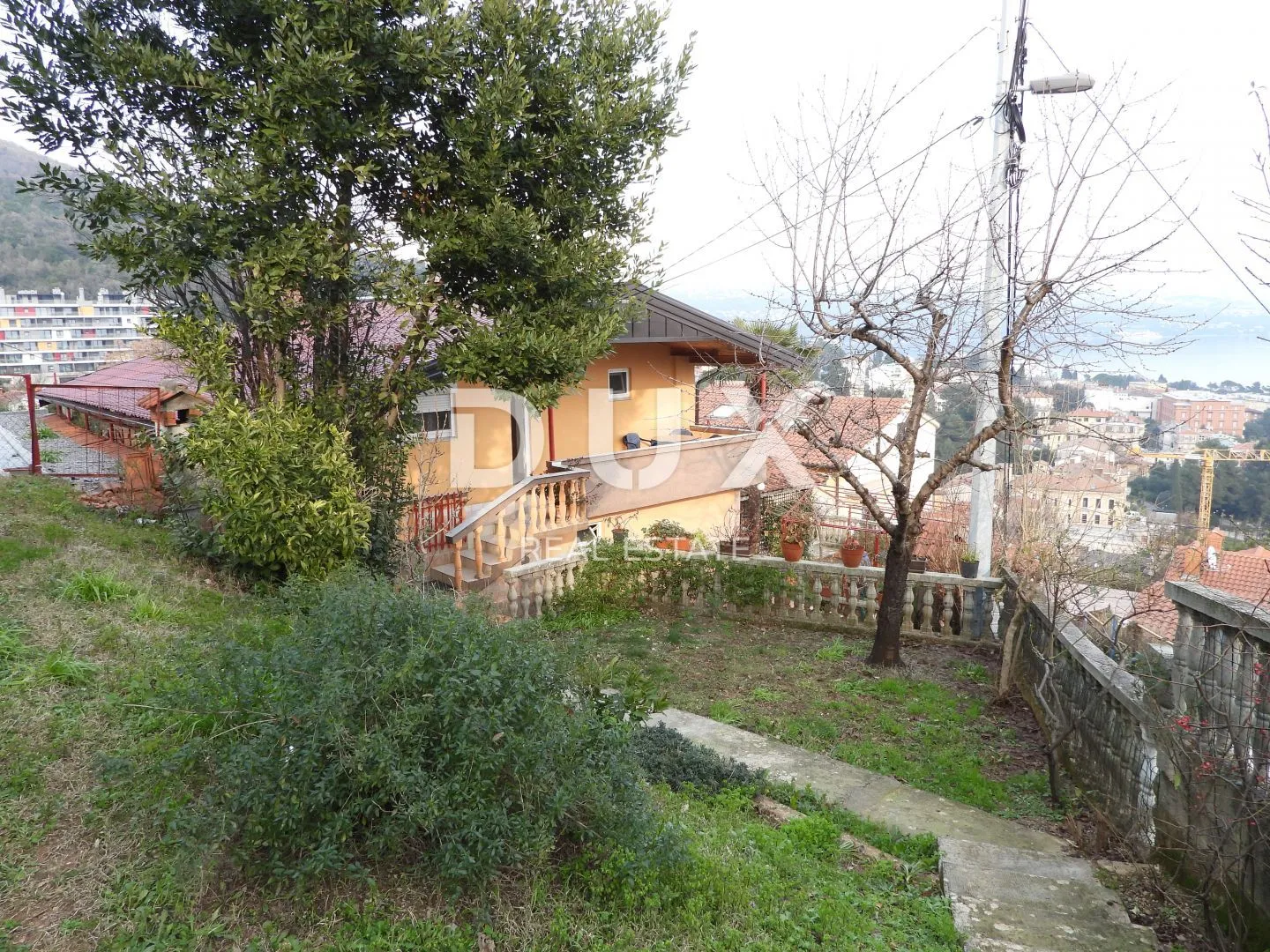 opatija- kuća 203m2 s panoramskim pogledom na more + okoliš - slika 56