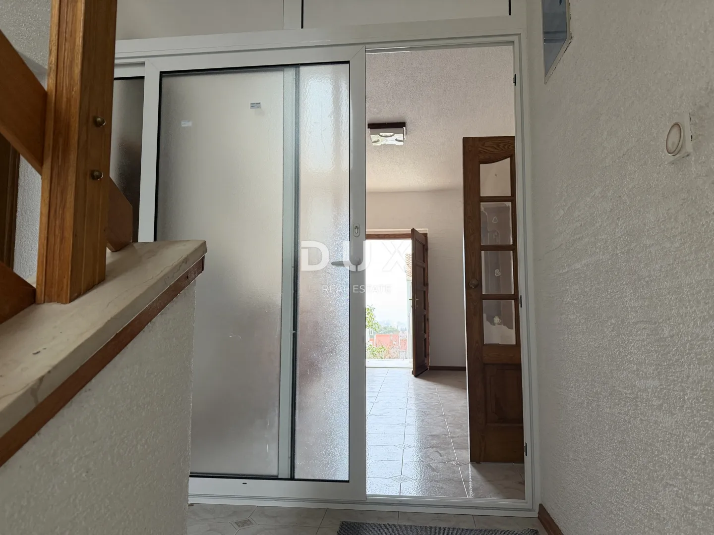 zadar, plovanija – fleksibilan poslovni prostor 200 m² - slika 18