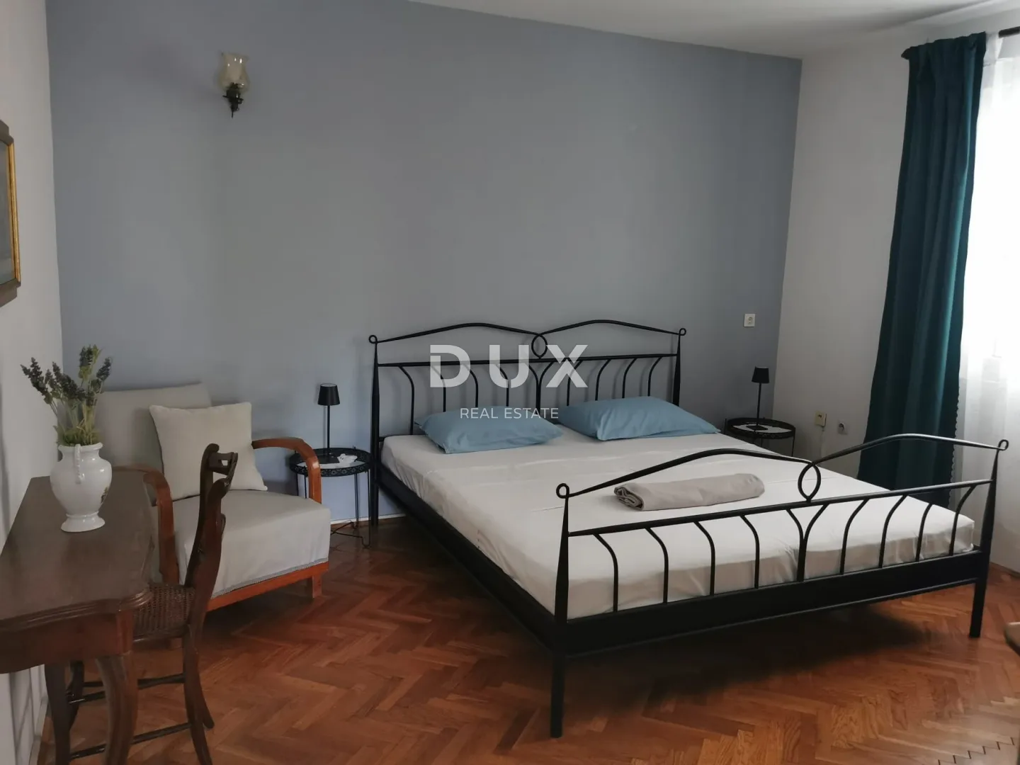 mali lošinj- etaža kuće sa tri stana - slika 35