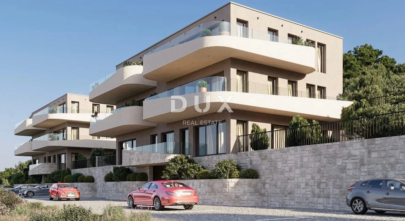 šibenik, brodarica - moderna novogradnja s pogledom na krapanj - slika 10