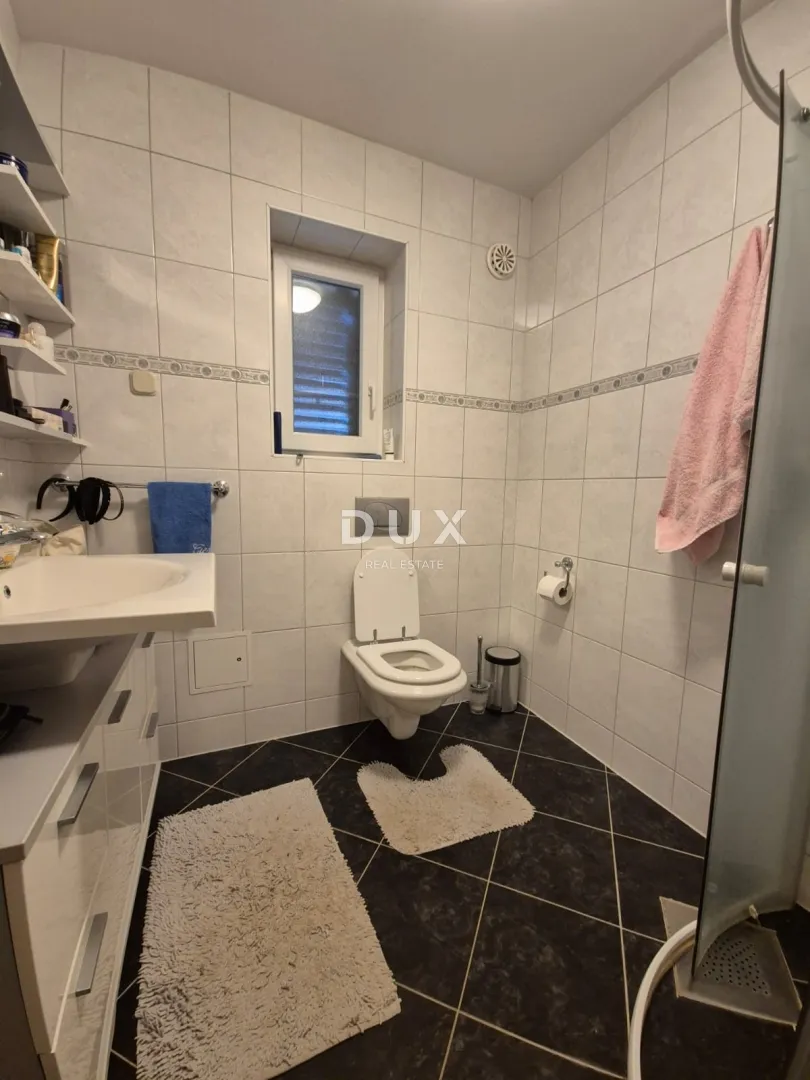 biograd, sveti filip i jakov - kvalitetna prostrana kuća - slika 24