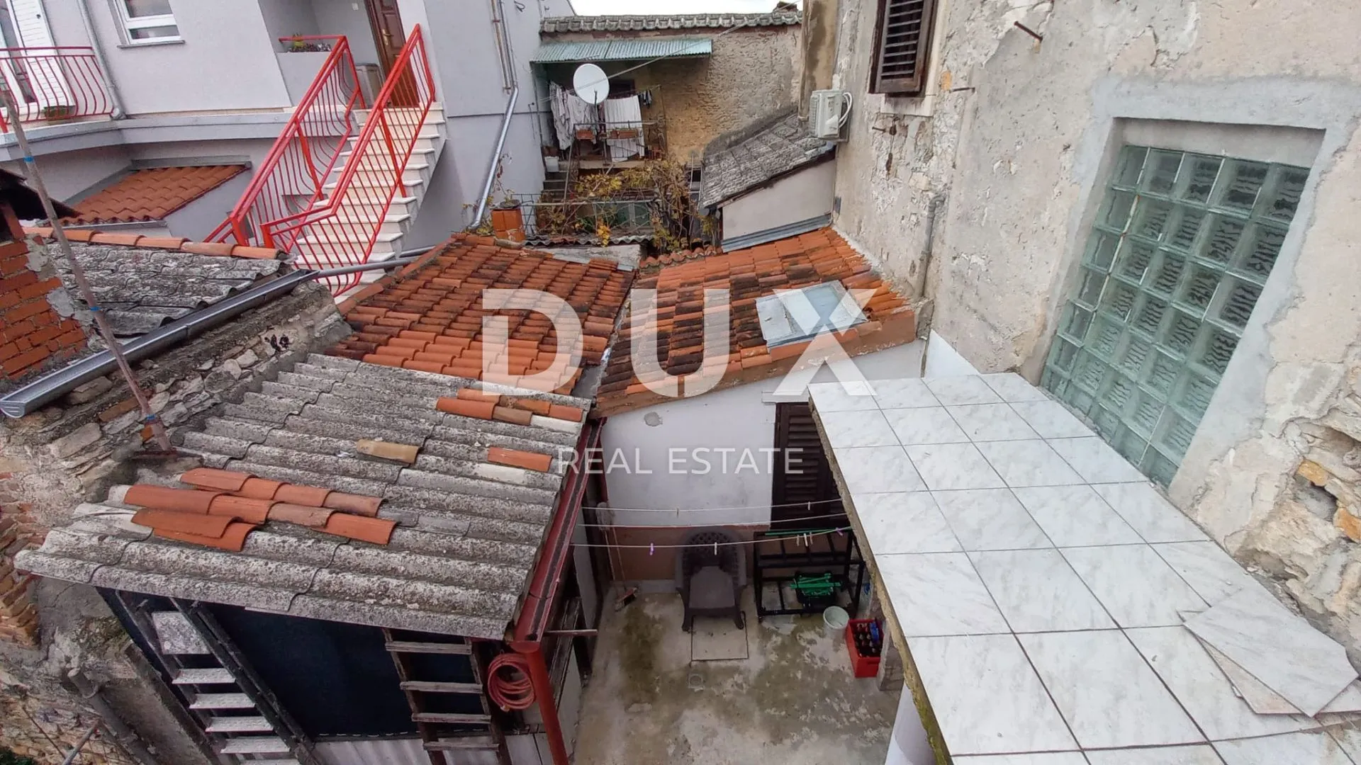 istra, pula stan idealan za više apartmana u blizini arene! - slika 16