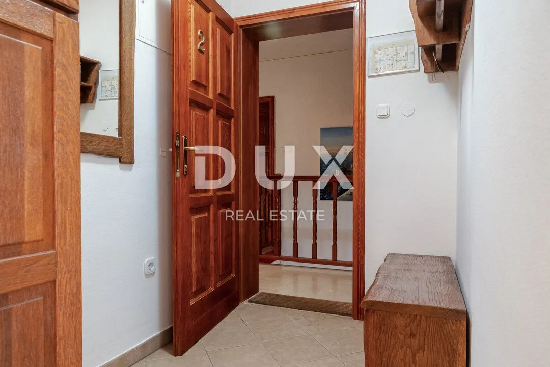 istra, rovinj - 1ss+db stan smješten prvi red do mora s privatnom plažom - slika 11